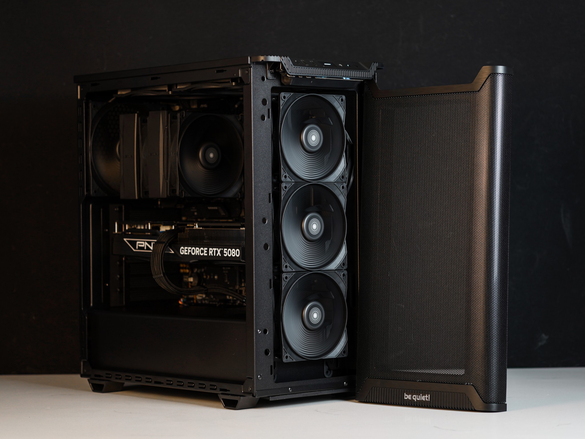 Graphite | 32 dBA | High end Gaming PC | RTX 5080 | Ryzen 9700X | 64GB DDR5 | 4TB NVMe |