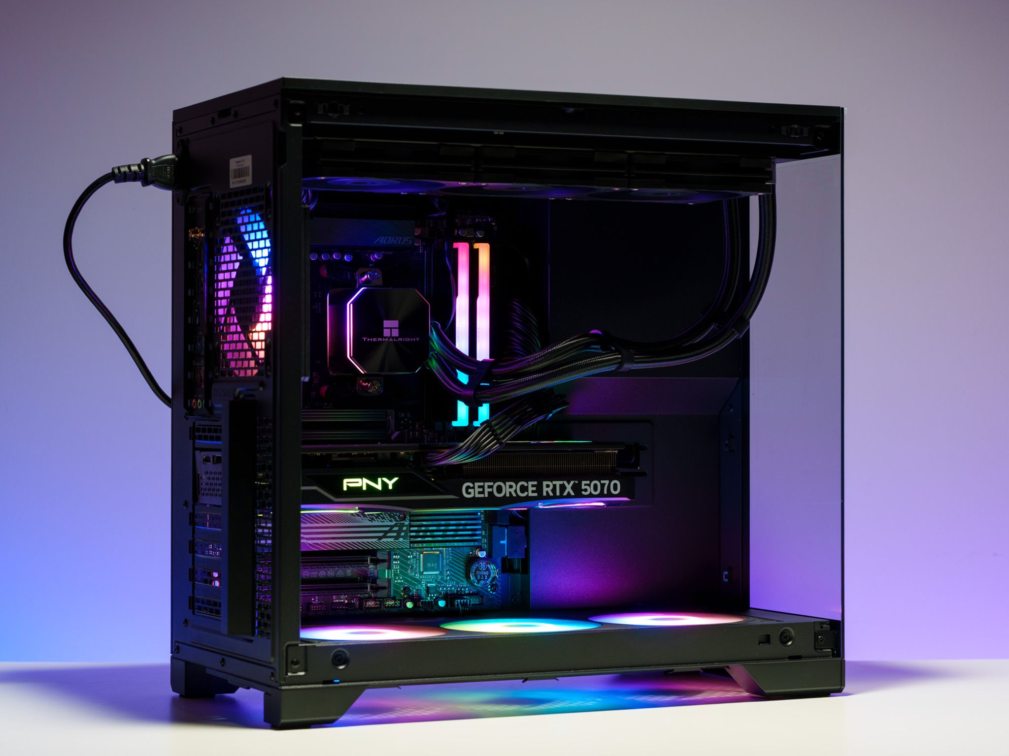 RTX 5070 + Ryzen 9 7900X Gaming PC | 32GB DDR5-6000 CL30 | 1TB Gen4 | 360mm AIO | 750W Gold