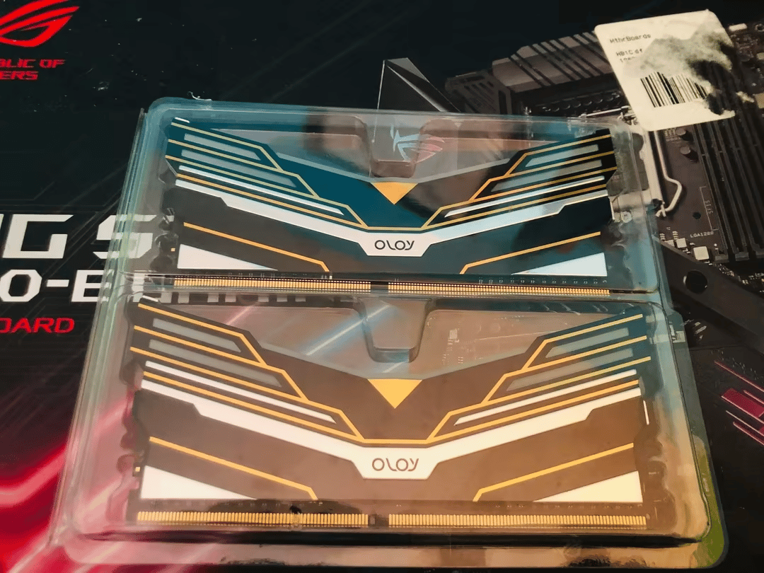 Barely Used OLOy Warhawk 16GB DDR4-3600 CL18 Ram Kit