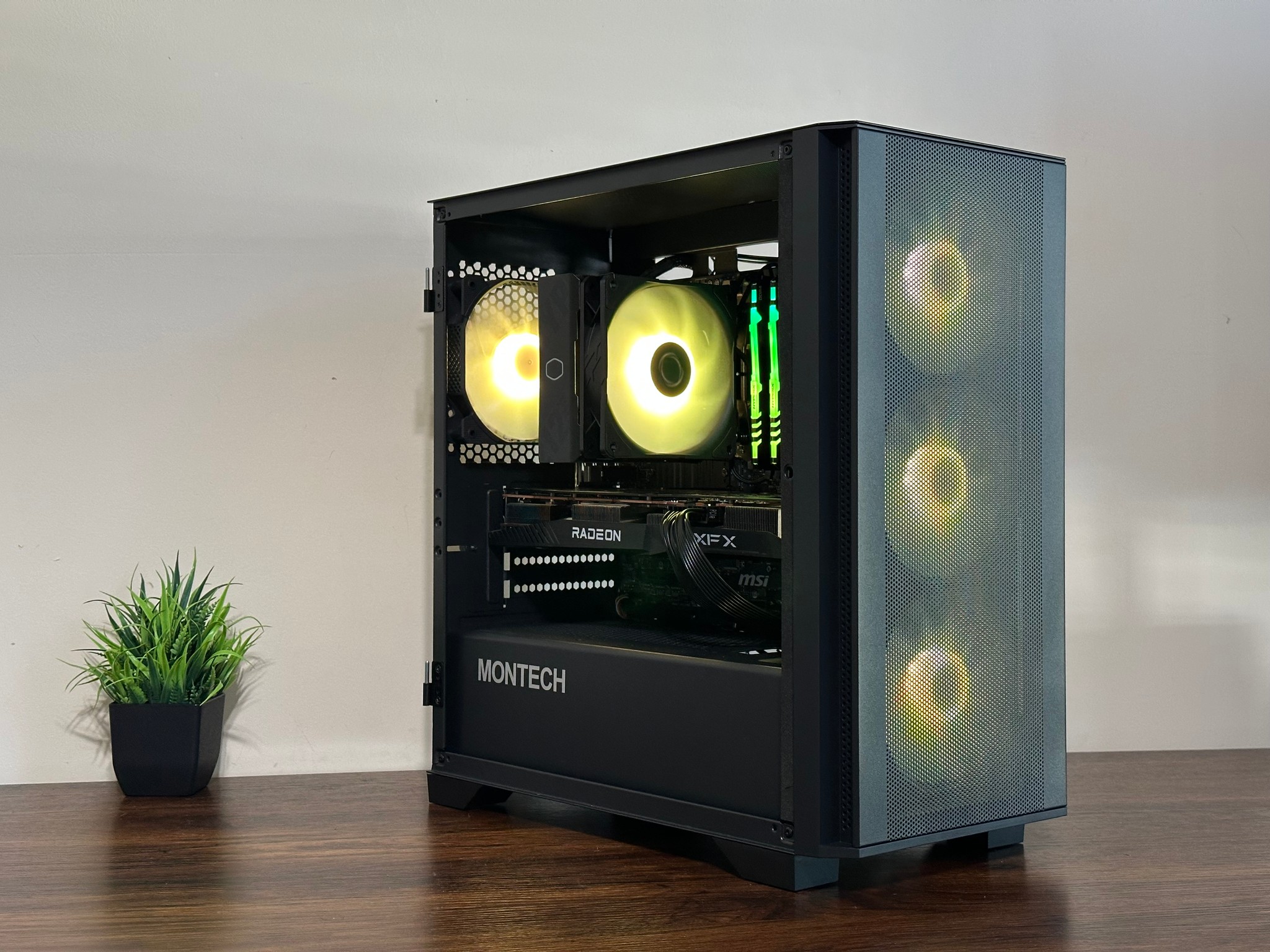 GAMING PC | RX 6700 XT | RYZEN 5 5600X | 16GB RAM | 1TB SSD | WIN 11