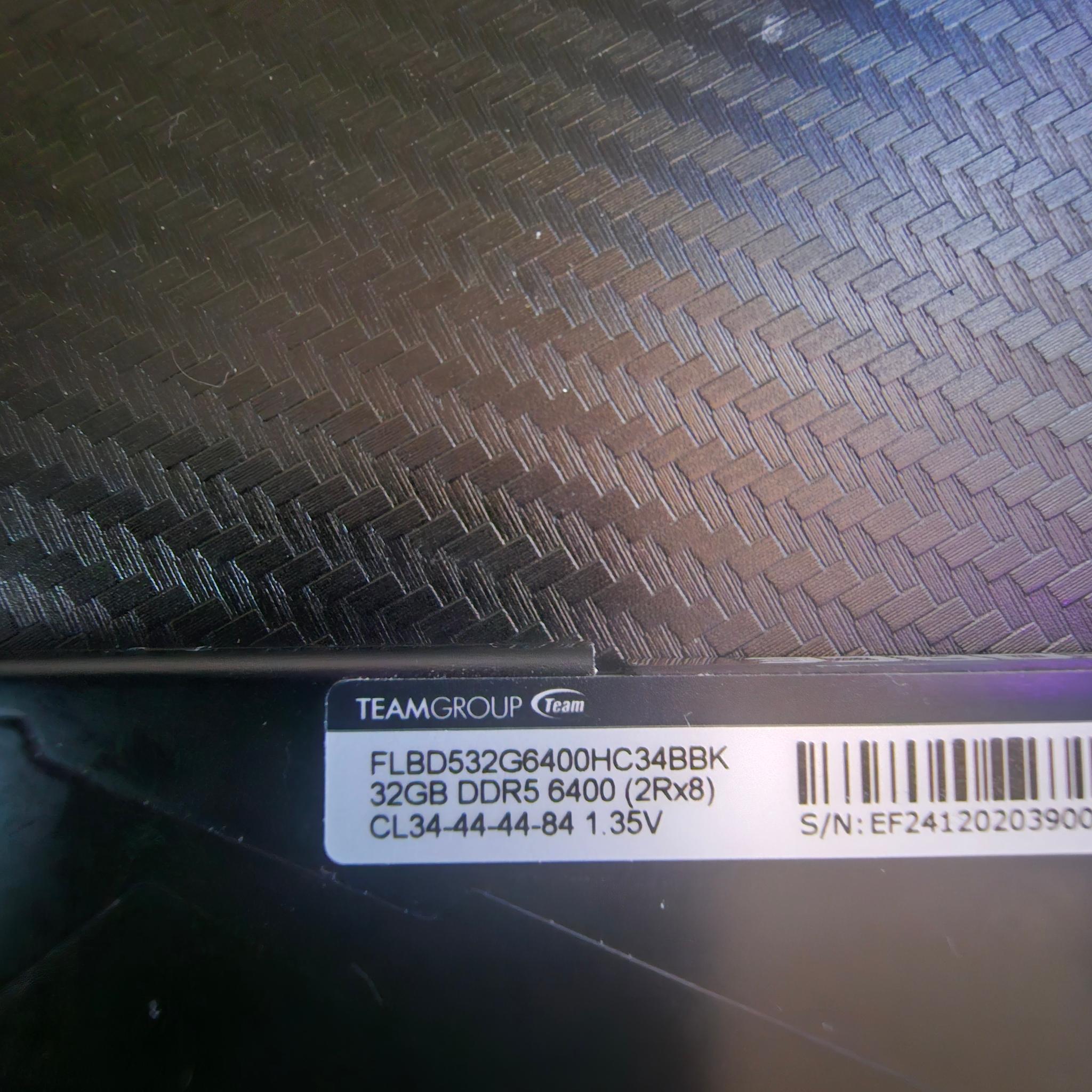 TeamGroup 1x32gb stick