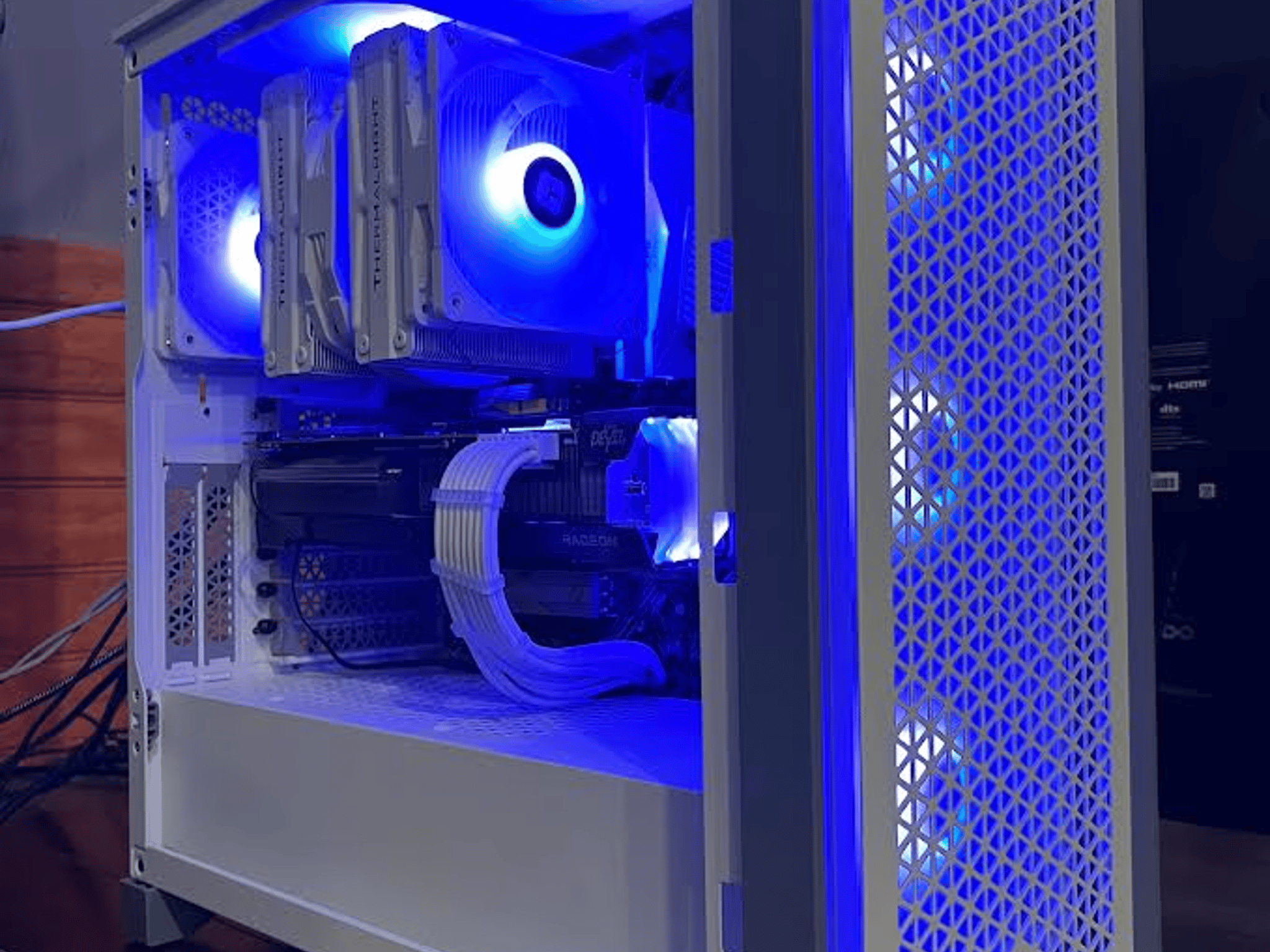 "The Beast" / Ryzen 9 5900x, Rx 6800xt gaming pc with built in Wi-Fi and free headset
