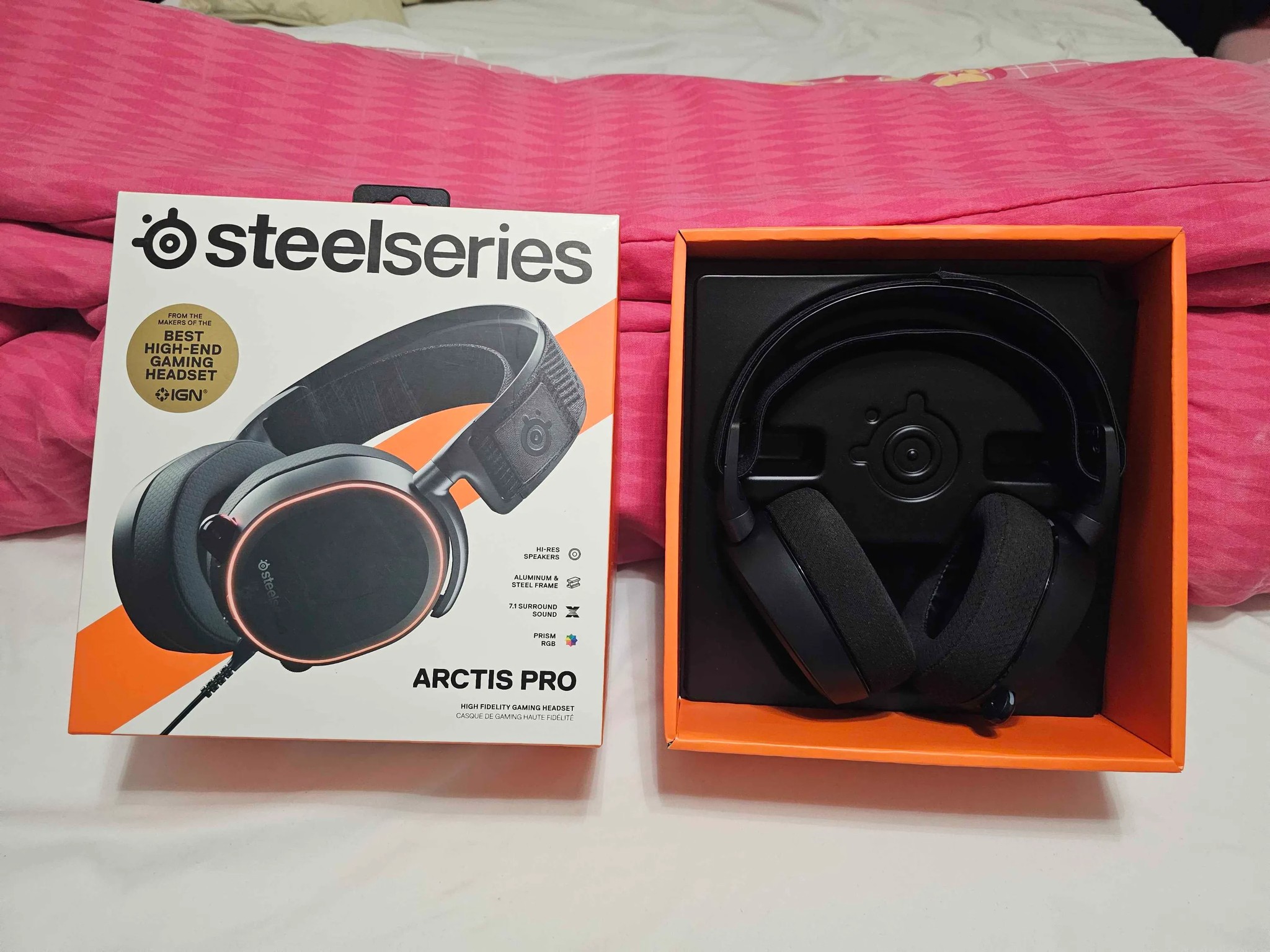 SteelSeries Arctic Pro Headset