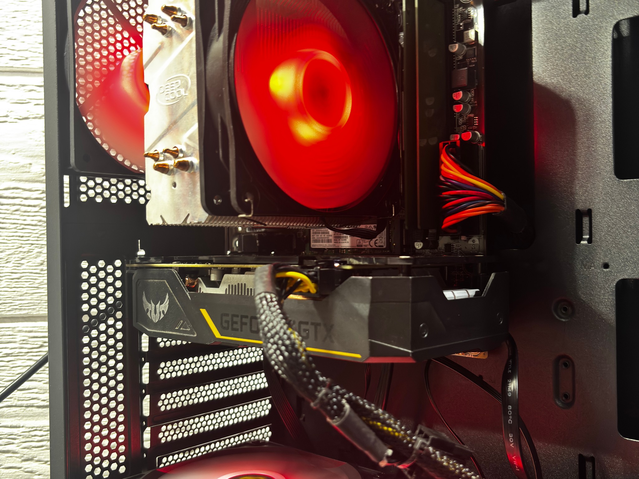 Gaming PC — Ryzen 5 1600 • GTX 1660 Super • 16GB RAM • SSD + 2TB Storage
