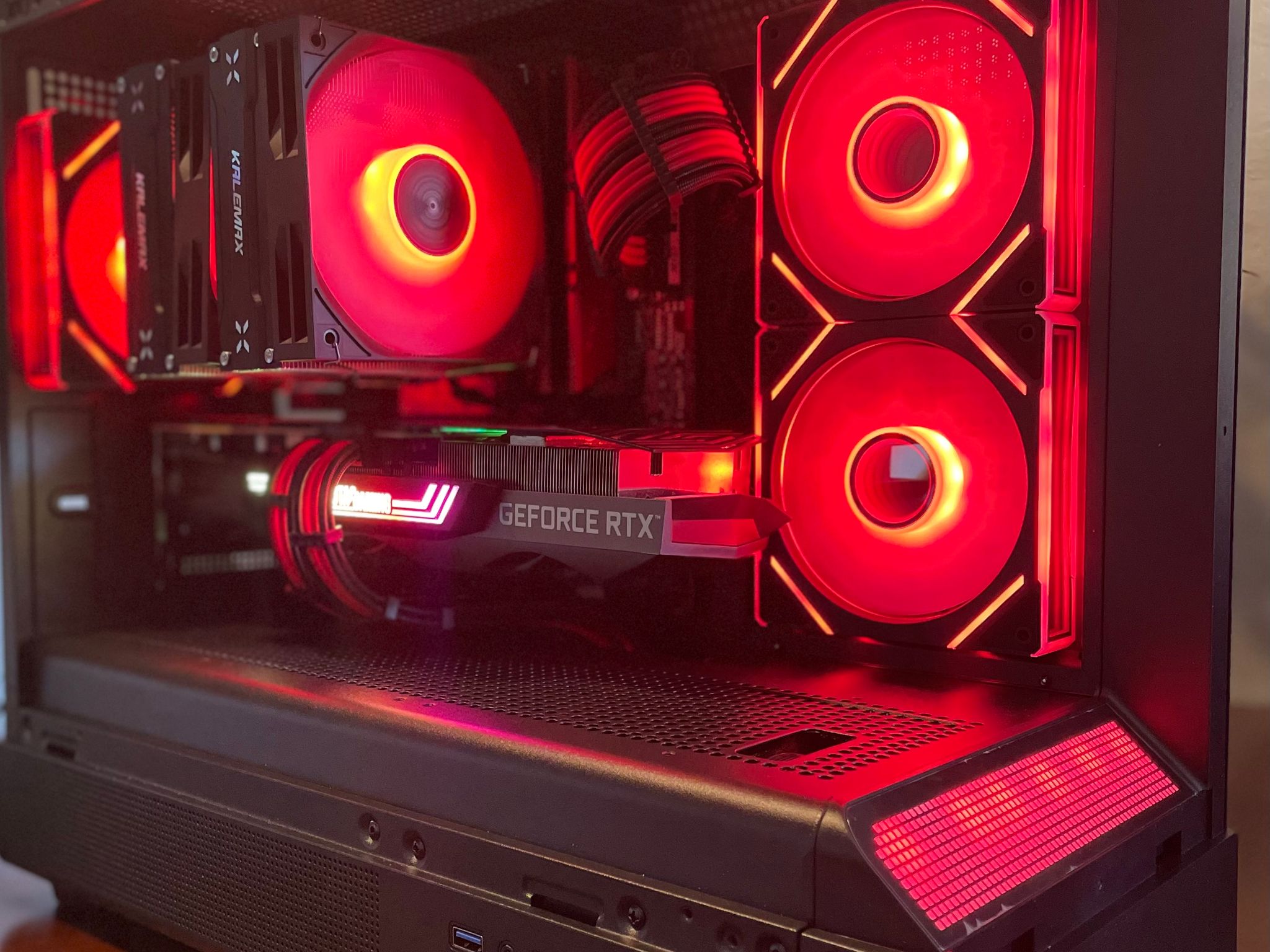 Gaming PC / content creation | GEFORCE 3070 TI | Ryzen 5 | 32GB RAM | WINDOWS 11 | WiFi&Bluetooth