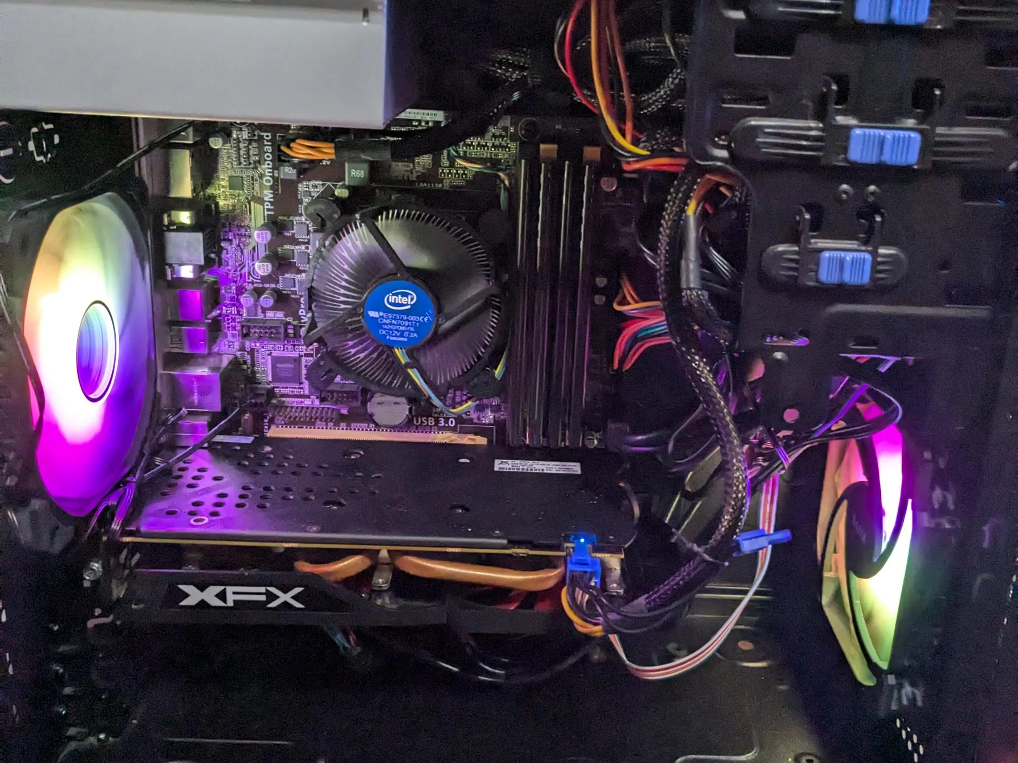 120 FPS Fortnite | 180 Day Warranty | e3-1231v3, 16GB RAM, RX 470 4GB, 400GB SSD, Win10, Wifi, RGB