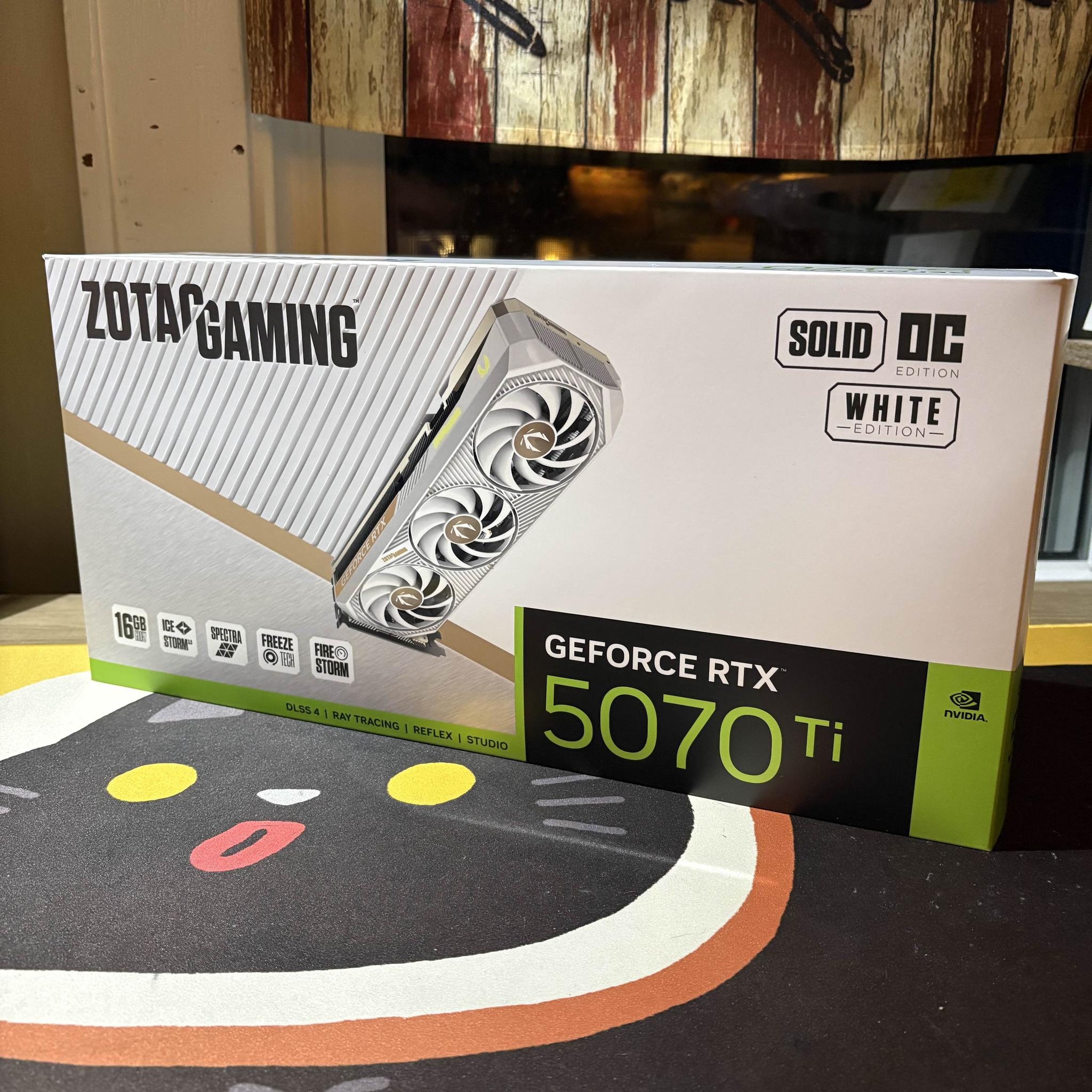 Zotac Gaming 5070ti 16GB (White)