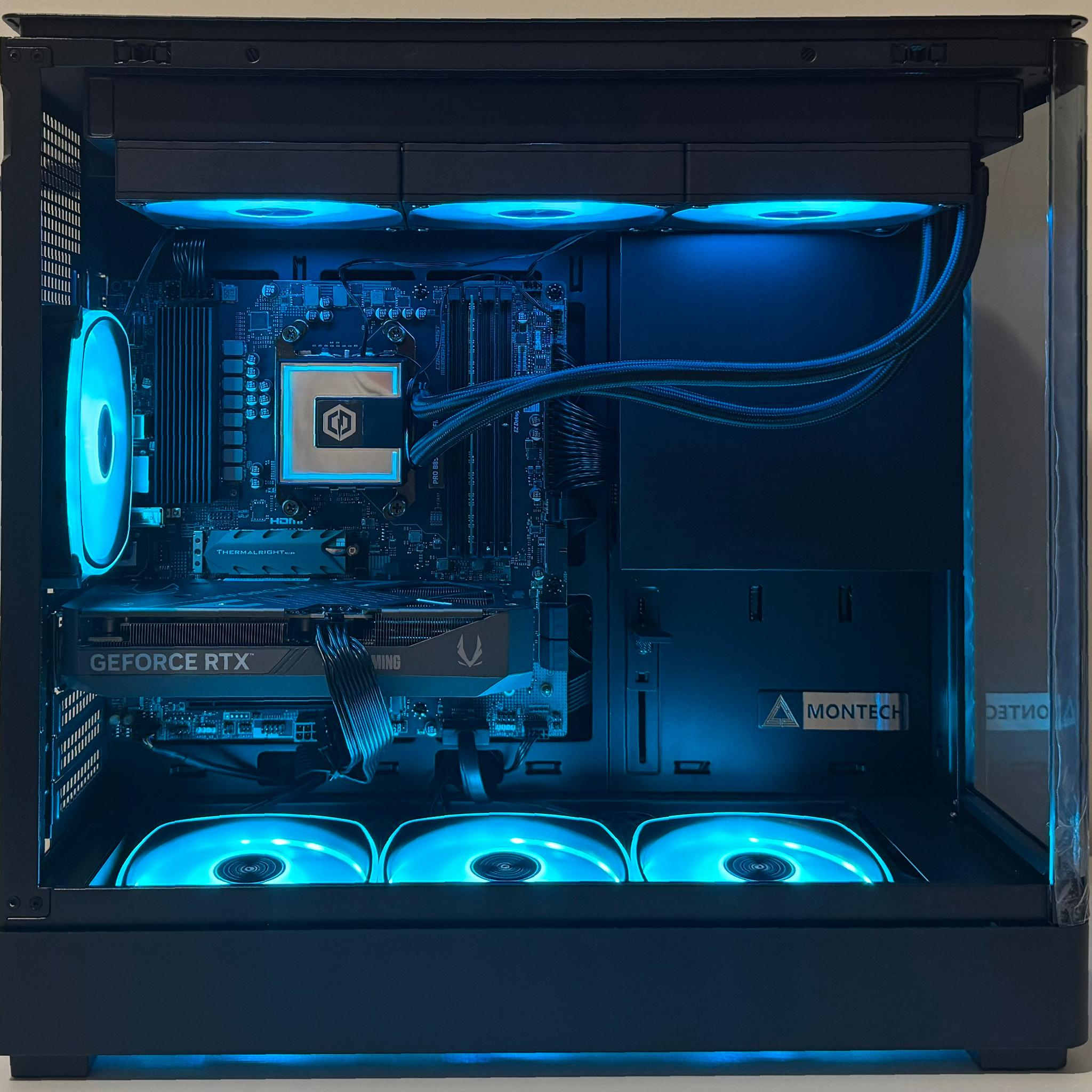 AMD X3D Ryzen 7 7700X3D 32GB DDR5 RAM GeForce RTX 5060 Ti 1TB Gen5 NVMe SSD 850W Gold Gaming PC