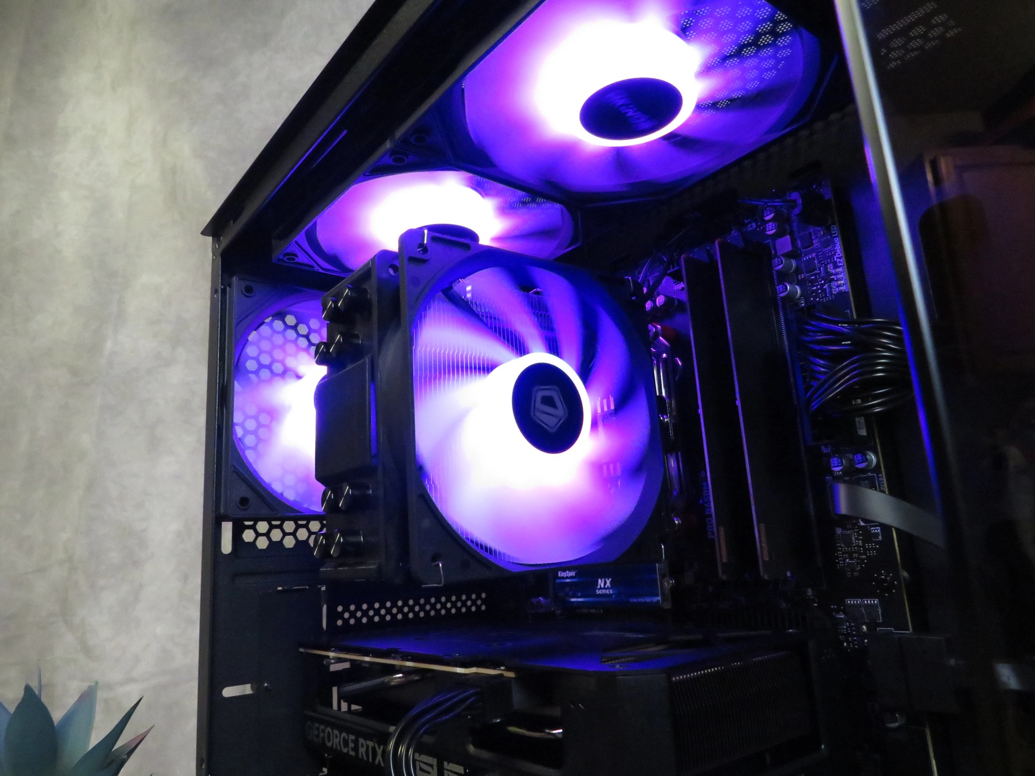 Latest Gen EVERYTHING! Ryzen 5 9600X + RTX 5060 + 16 GB DDR5 + 1 TB NVME