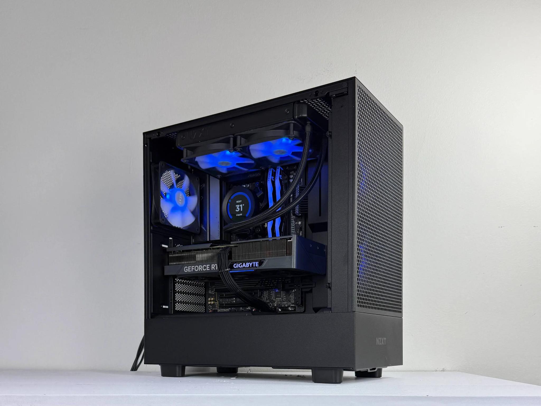 💠Novaflux💠  | 1440p Streaming PC | Ryzen 7 7800X3D | Nvidia RTX 4070 Ti | 32GB DDR5 6000MHz