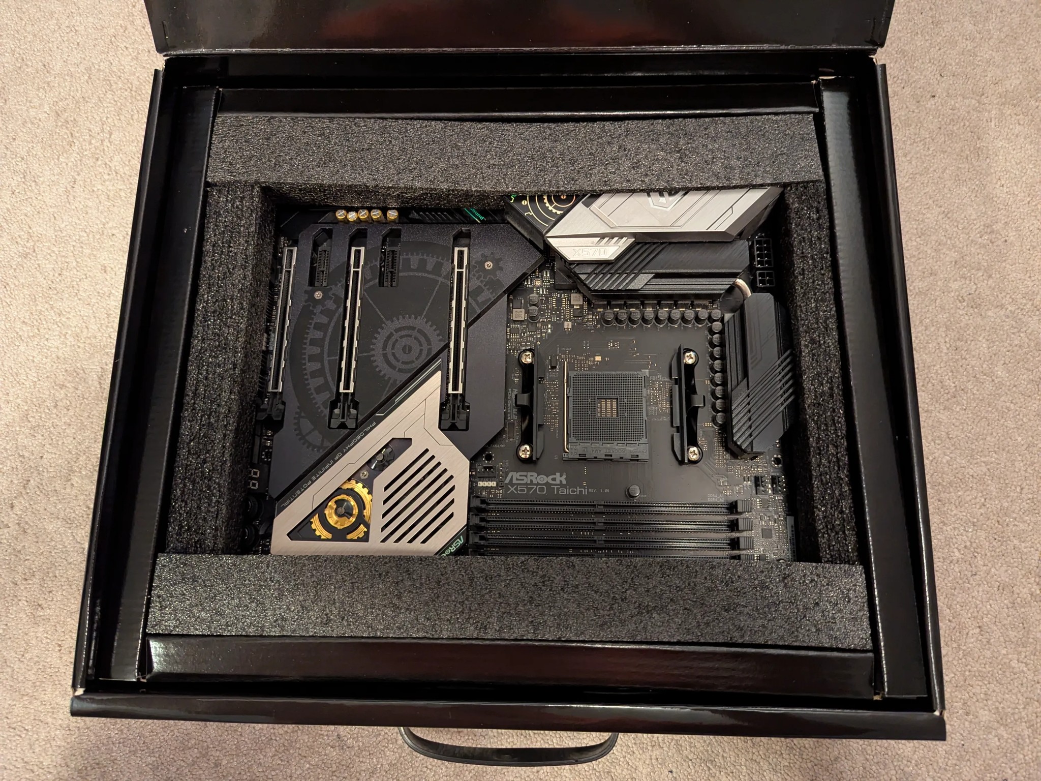 ASRock X570 Taichi ATX AM4 Motherboard