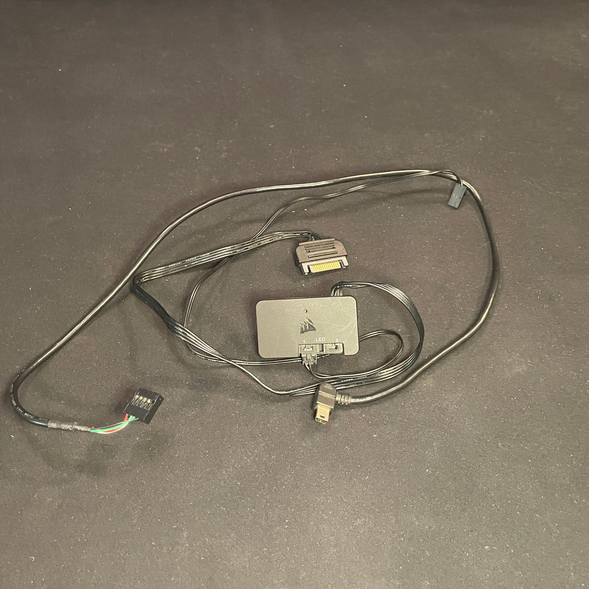 Corsair RGB Lighting Controller Hub with Cables cl-9011109-WW