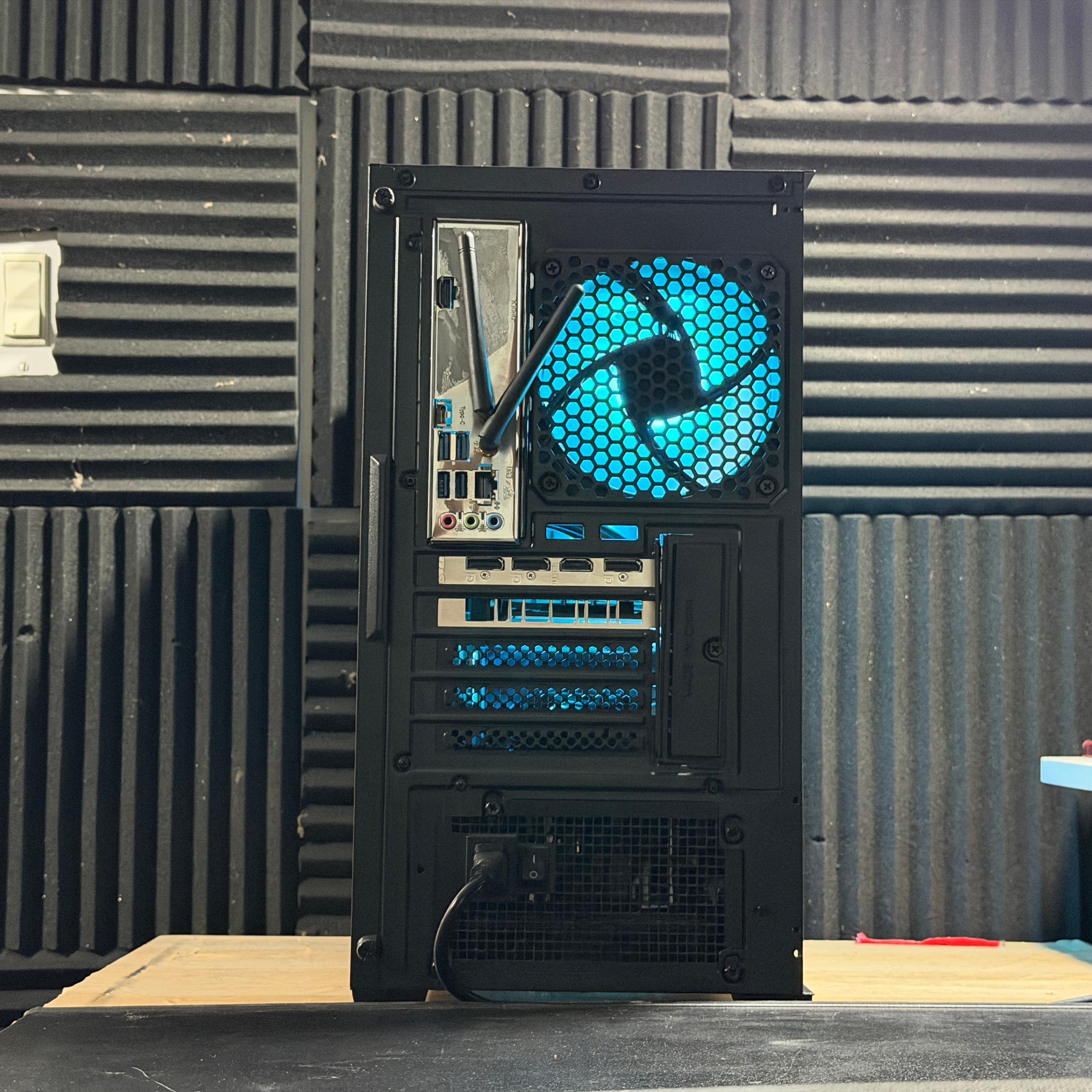 🔥 i7 9700F | GTX 1660 Super | 16GB DDR4 | 500GB NvMe