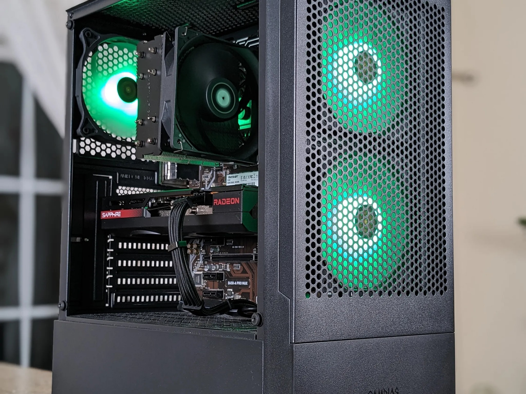 Mid Range Ryzen Gaming PC - Ryzen 5 3600 - RX 7600