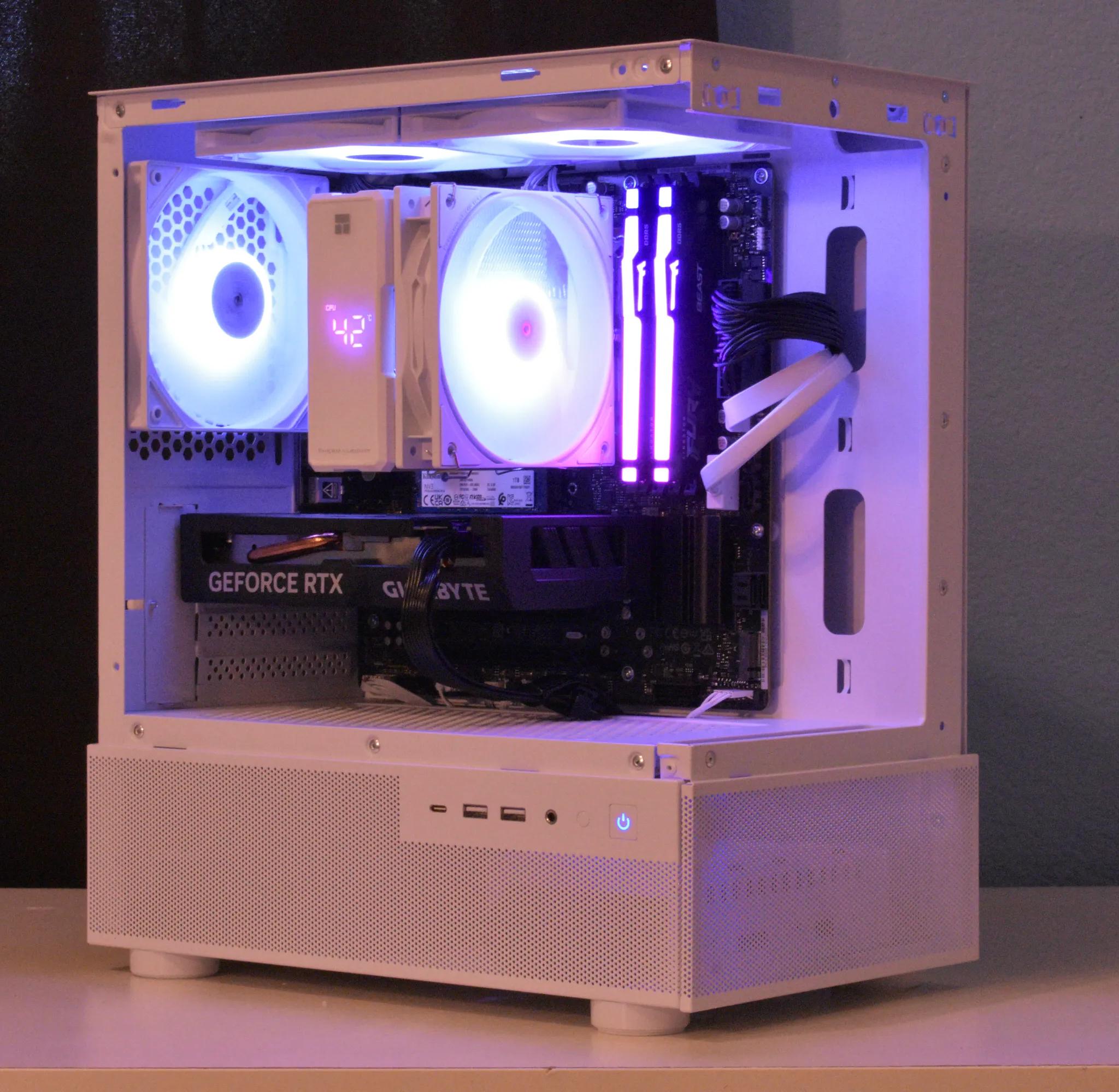 ⬜Whiteout v2⬜ Ryzen 5 7500F | RTX 4060 8GB | 16GB Ram 6000mhz | 1TB nVME Gen4 SSD | Win11 Pro + Wifi