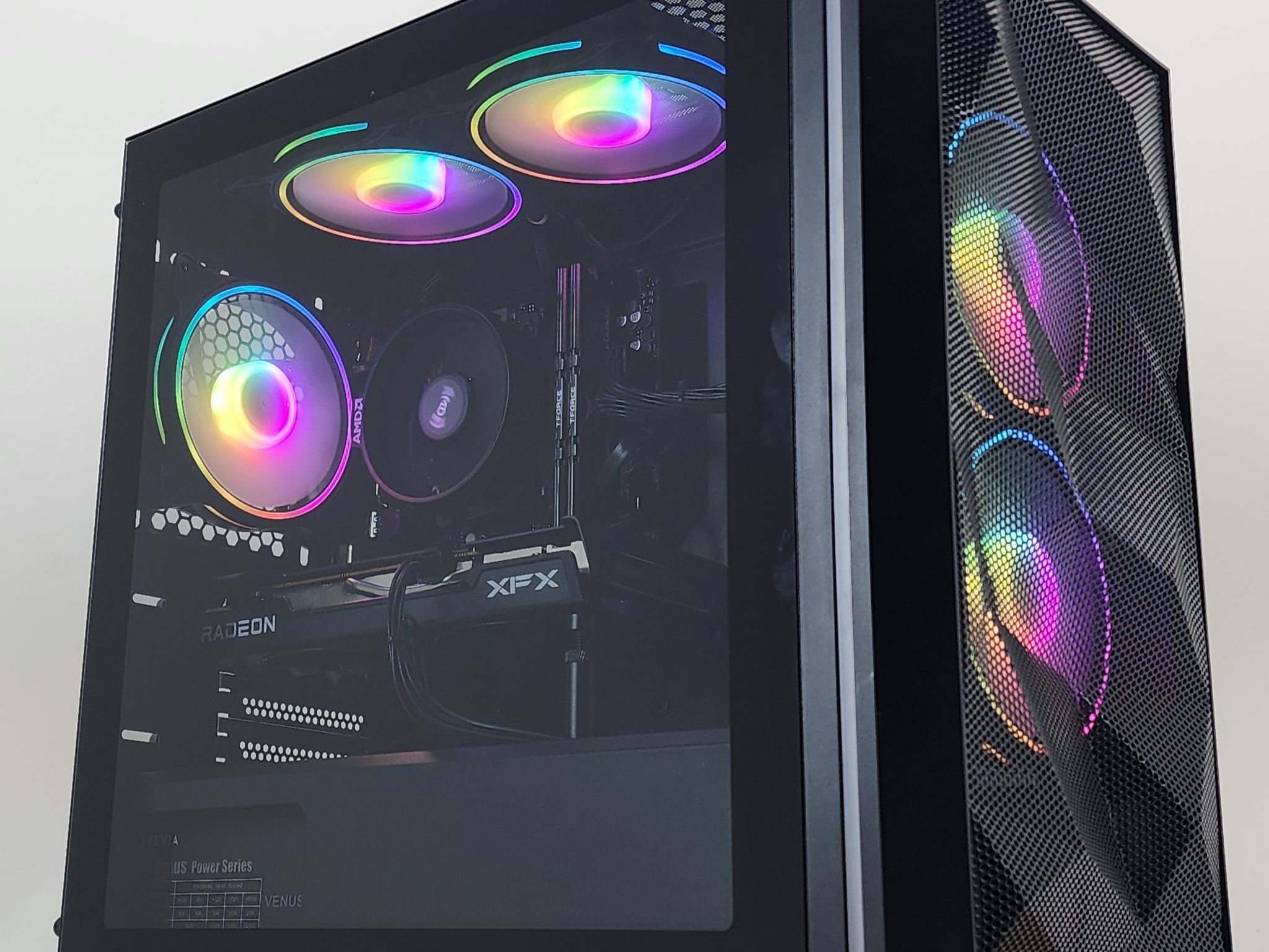 Gaming PC Ryzen 5 5600G 16GB RAM 1TB SSD RX 6500 XT 4GB Windows 11 Computer