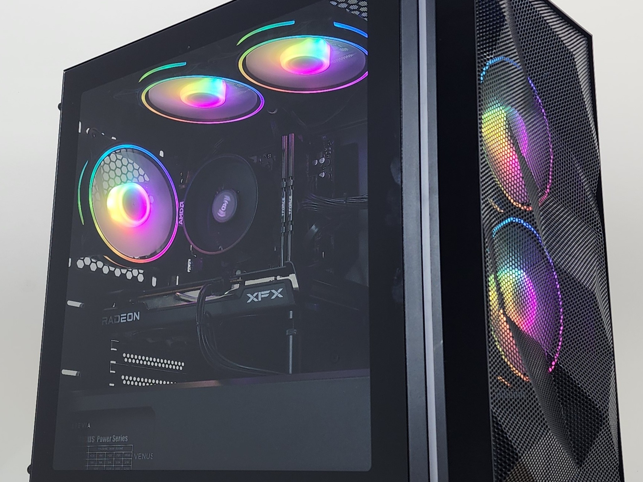 Gaming PC Ryzen 5 5600G 16GB RAM 1TB SSD RX 6500 XT 4GB Windows 11 Computer