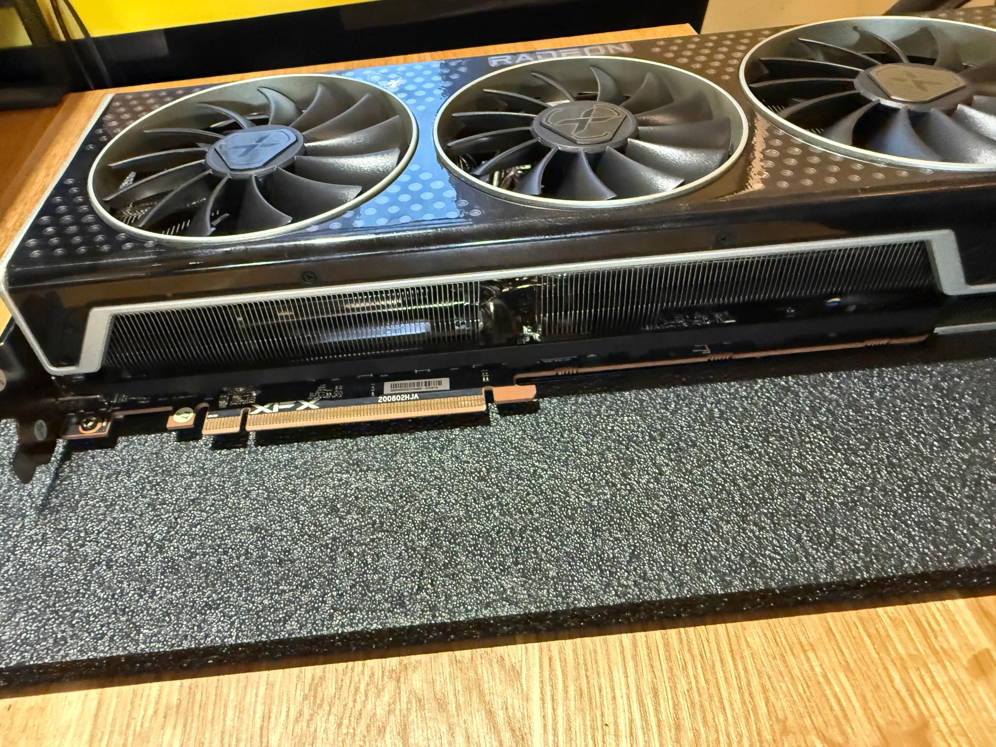 XFX Speedster MERC 319 AMD Radeon™ RX 6950 XT Black