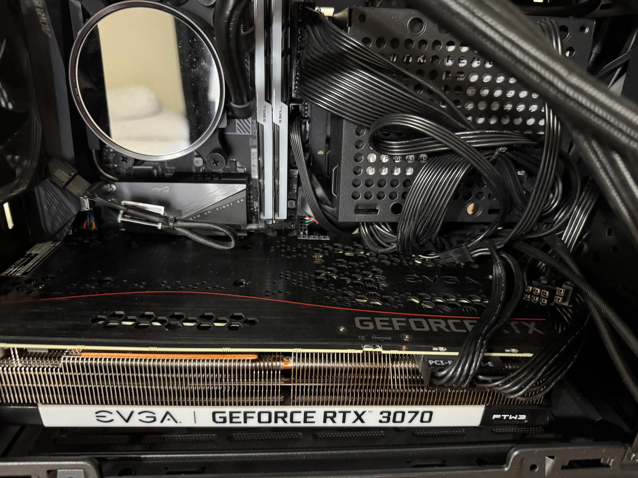 SFF PC - EVGA FTW3 3070, Noctua Fans, 850W 80+ Platinum PSU