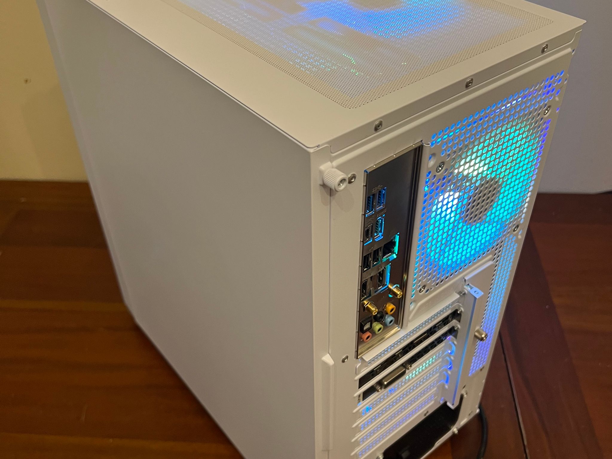 Ryzen R5 2600 Gaming PC GTX 1070 8GB 1TB Storage 16GB RAM WIFi & BT WINDOWS 11 Pro