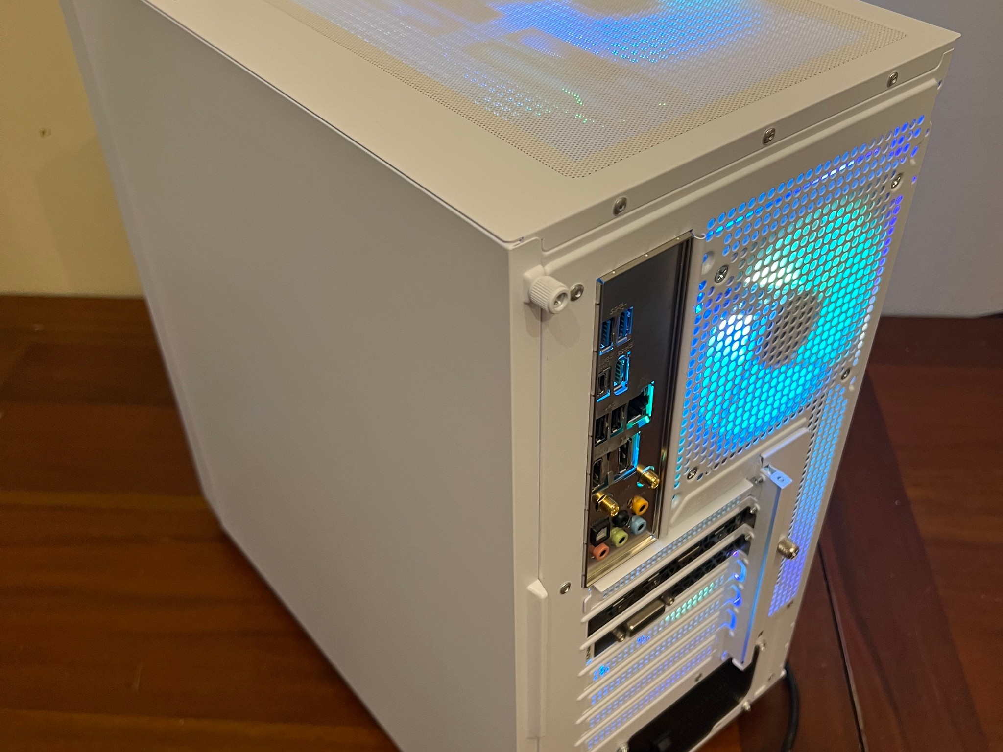 Ryzen R5 2600 Gaming PC GTX 1070 8GB 1TB Storage 16GB RAM WIFi WINDOWS 11 Pro