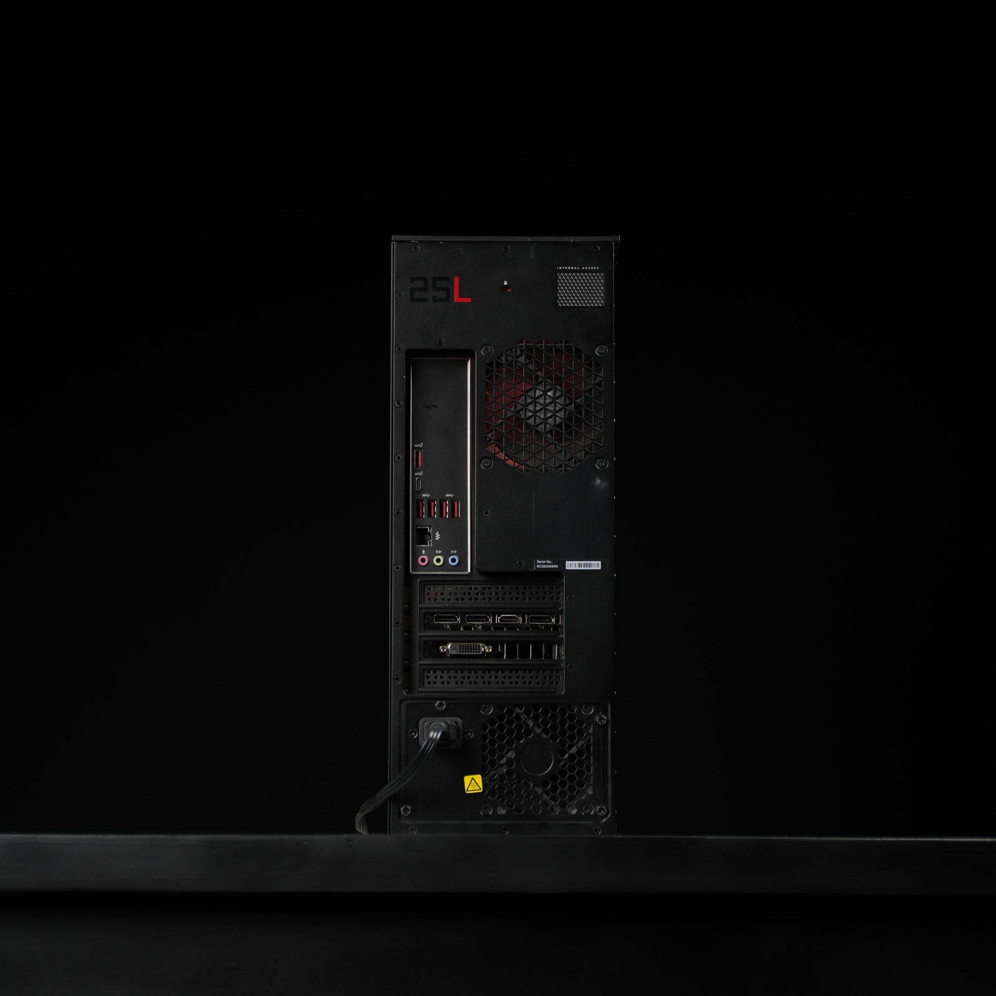 \ HF-00 / GTX 1080 Intel Core i7 8700 16GB .5TB Windows 11 Gaming PC Powerhouse