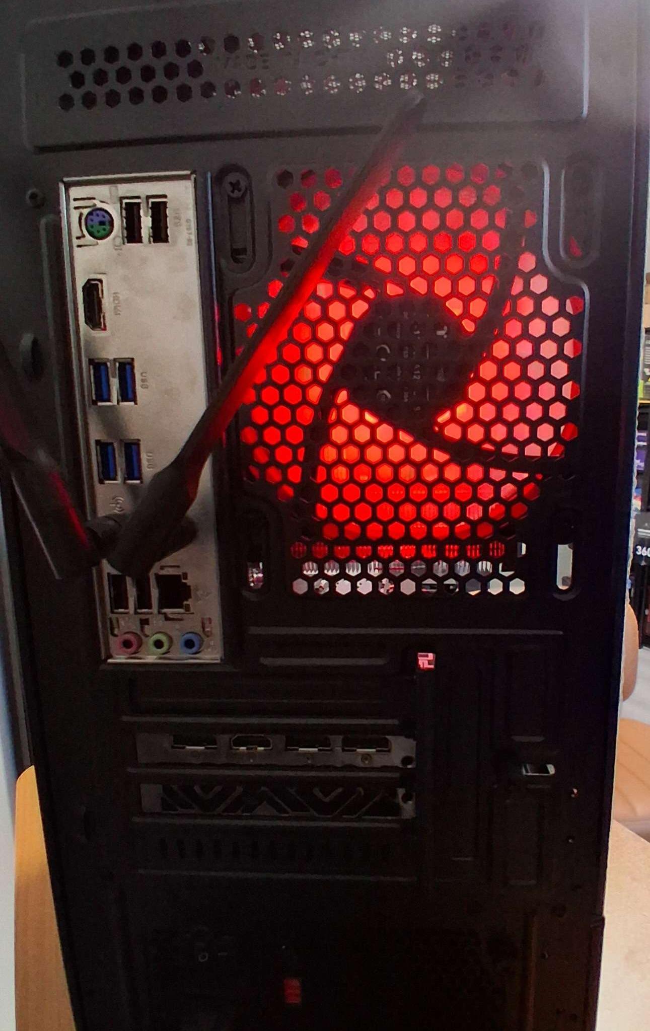 Custom Gaming PC - Ryzen 5 5500 16GB DDR4 / 2.5TB Storage / SAPPHIRE RX 5700 XT / WINDOWS 11 / WIFI