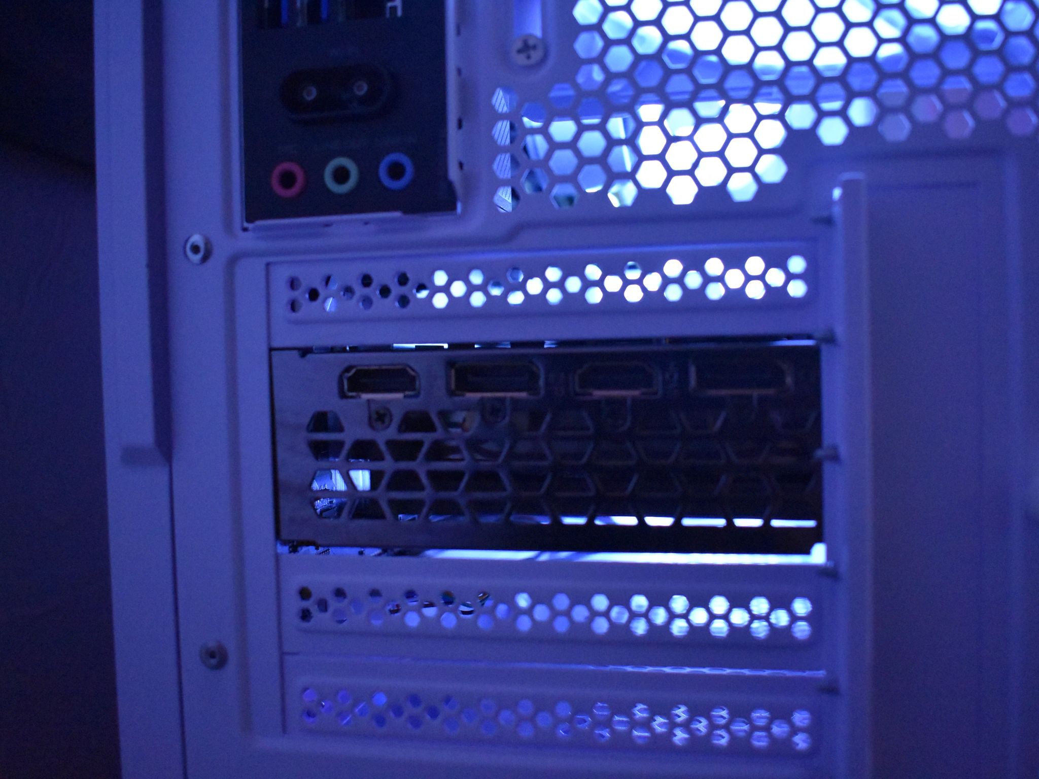 Gaming PC: RTX 3070 | Ryzen 5 | 1TB SSD | B550 | 600w PSU