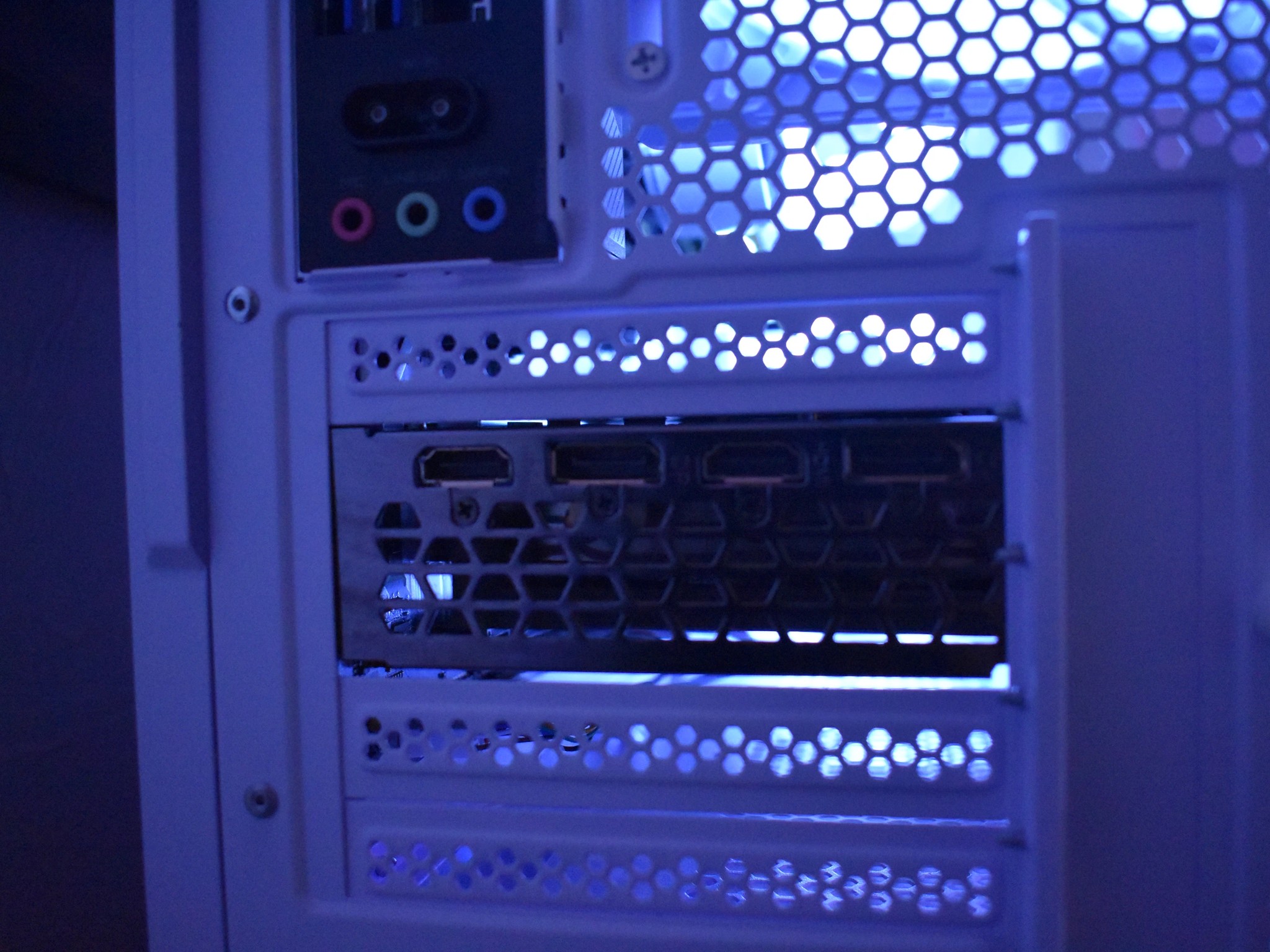 Gaming PC: RTX 3070 | Ryzen 5 | 1TB SSD | B550 | 600w PSU