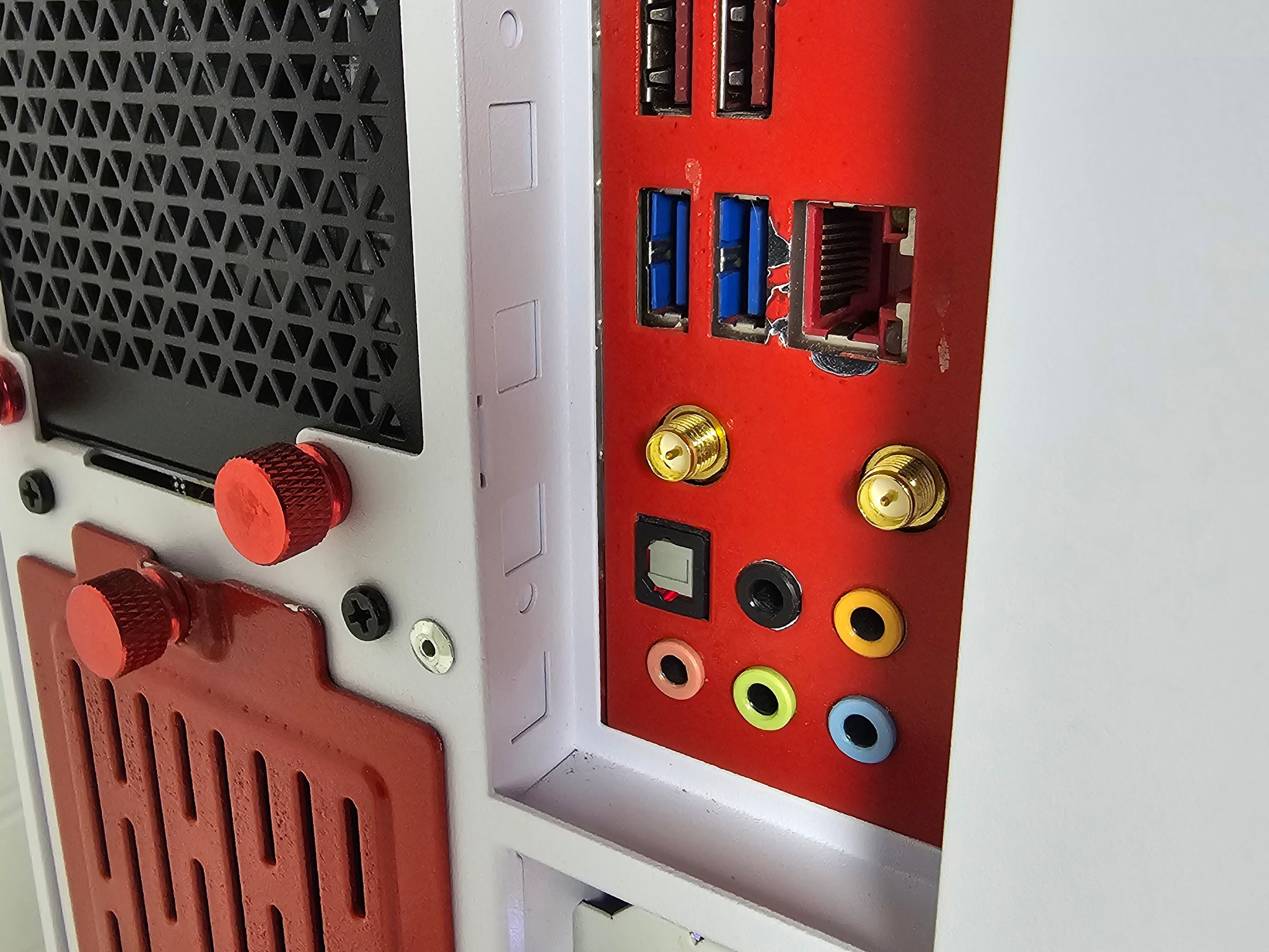 Intel 9600k, RTX 2080Ti 11GB, 32GB Ram Water Cooled Gaming PC