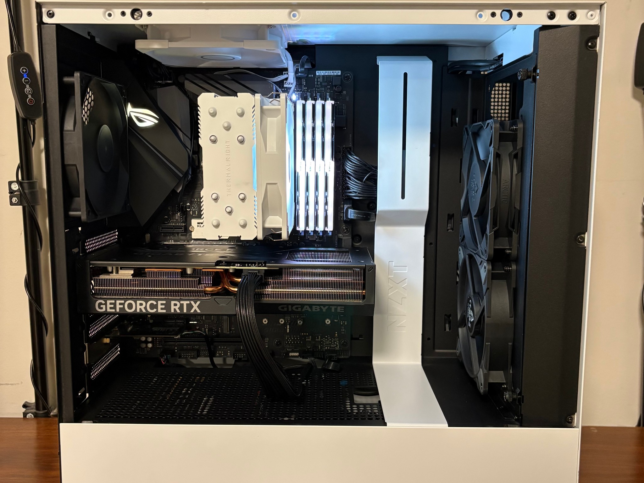 RTX 4070TI | Ryzen 5 5600X | 32GB DDR4 | 1TB NVMe | 850W Gold ATX 3.1 | NZXT H510 White