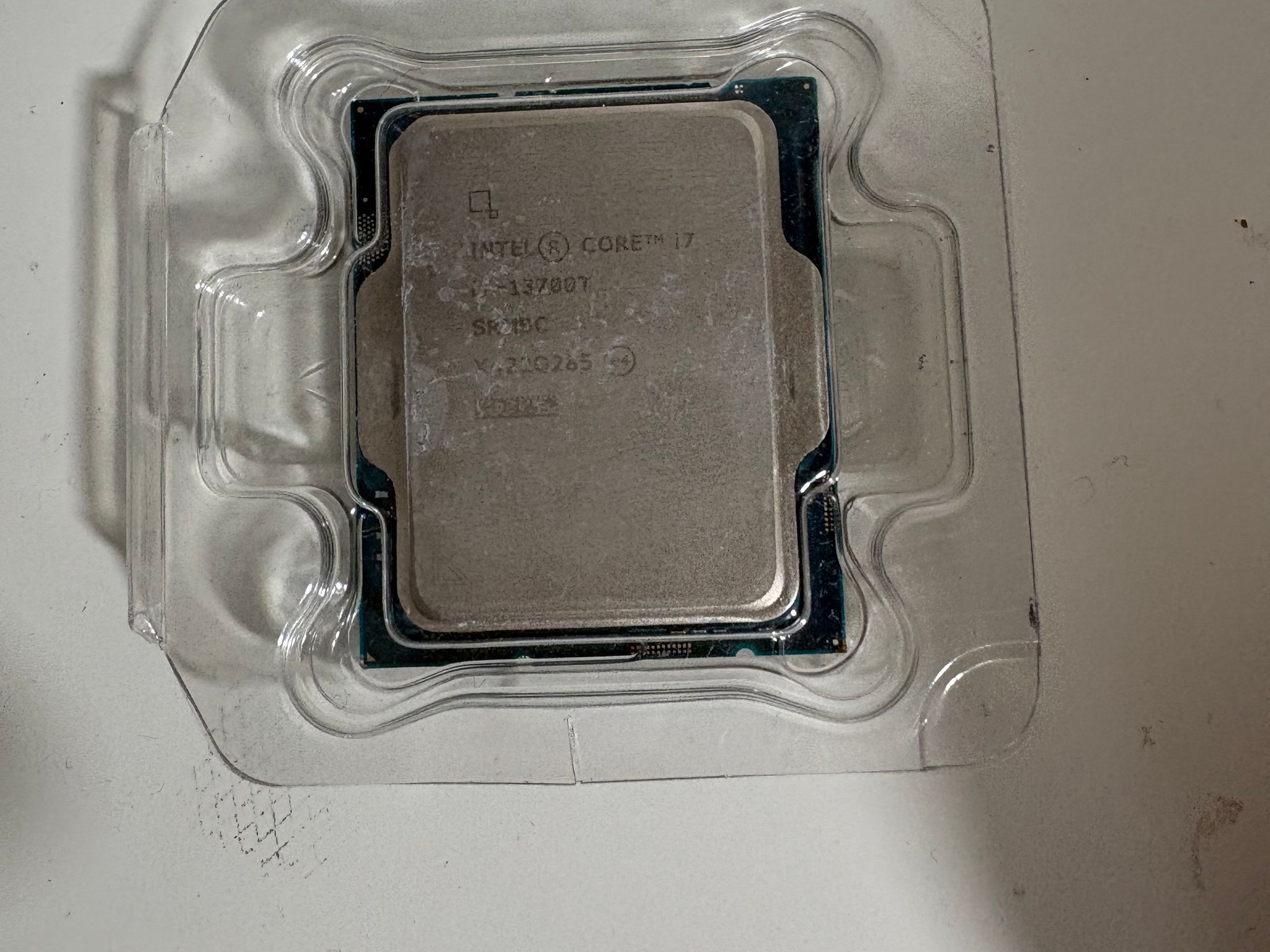 Intel Core i7-13700T