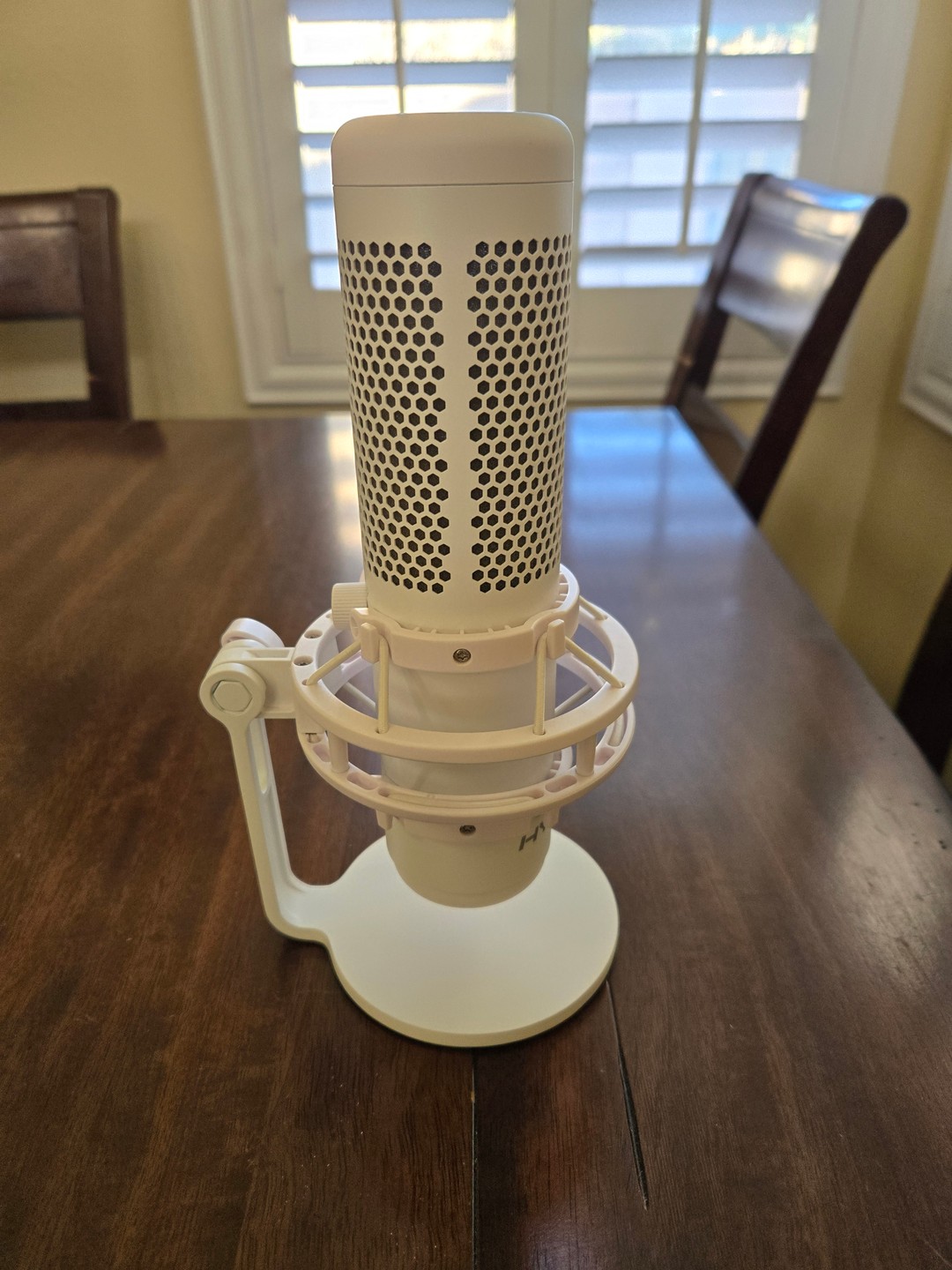 HyperX QuadCast S USB Microphone (White) | Jawa