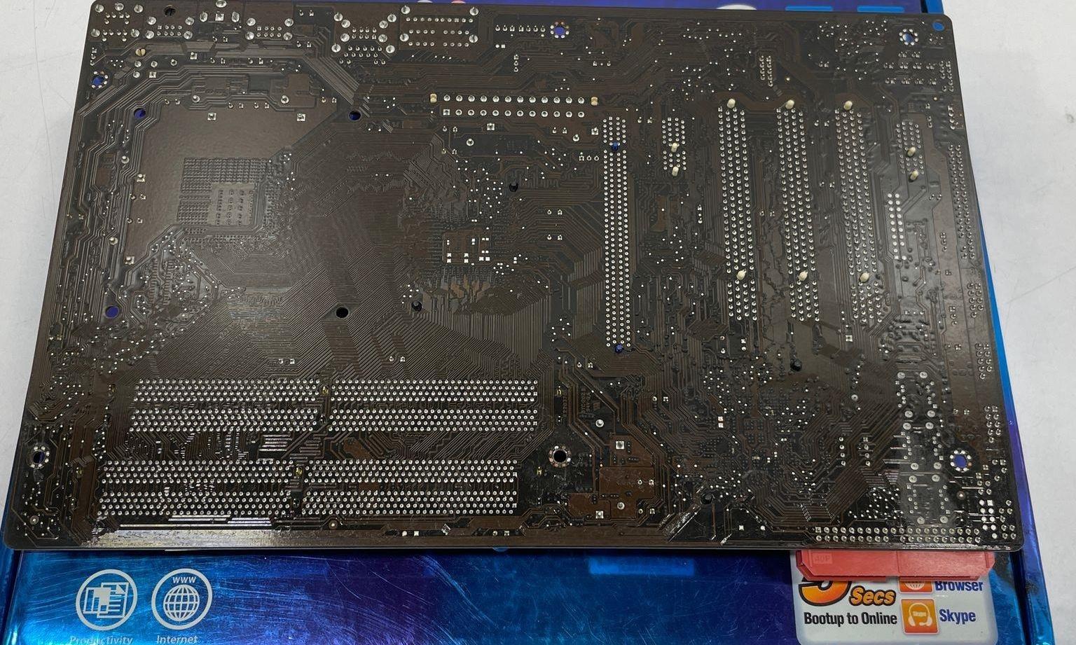 Asus P5q Se2  Socket 775 Retro Beast !