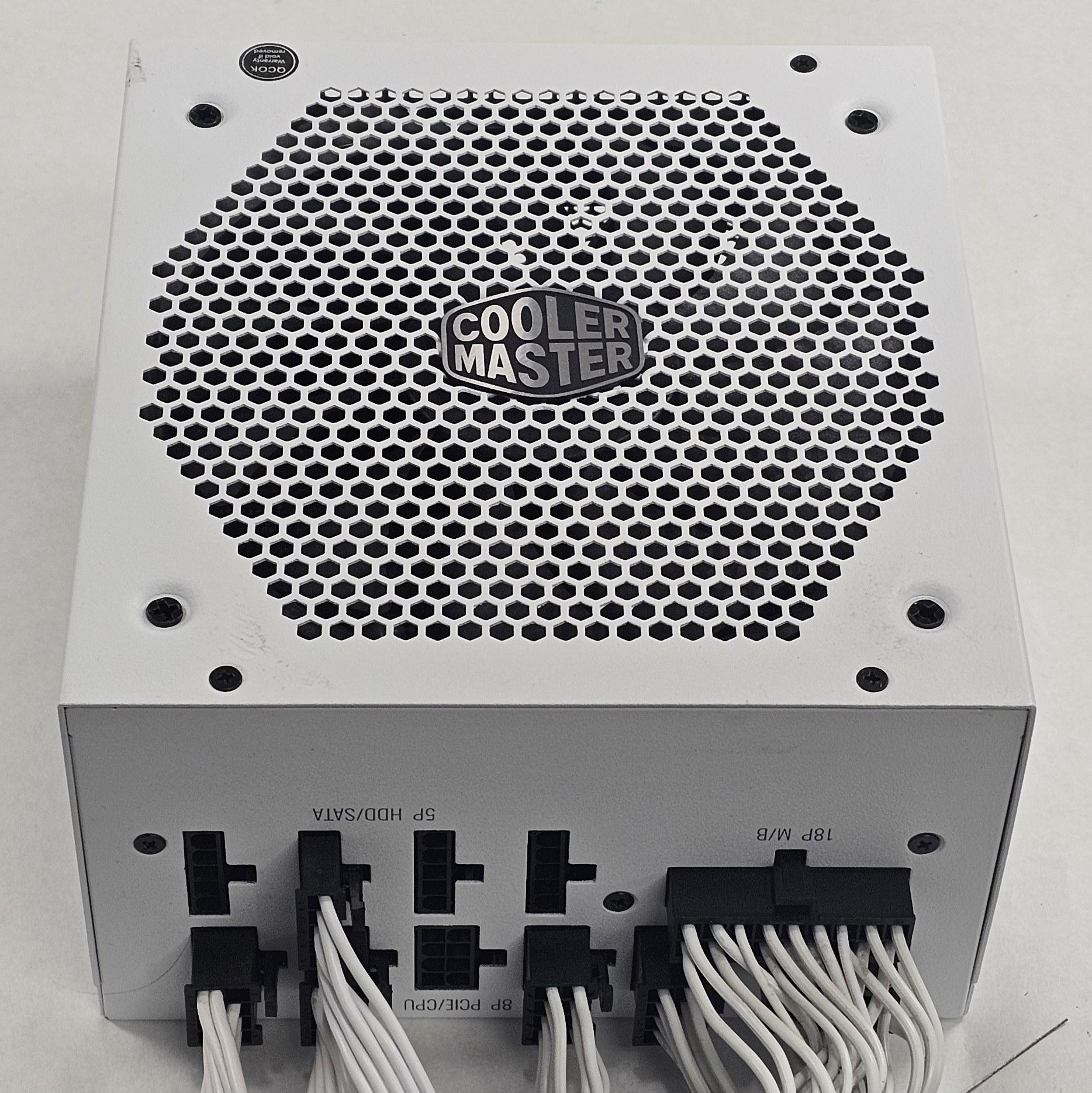 White 850 Watt PSU Cooler Master V850 Power Supply