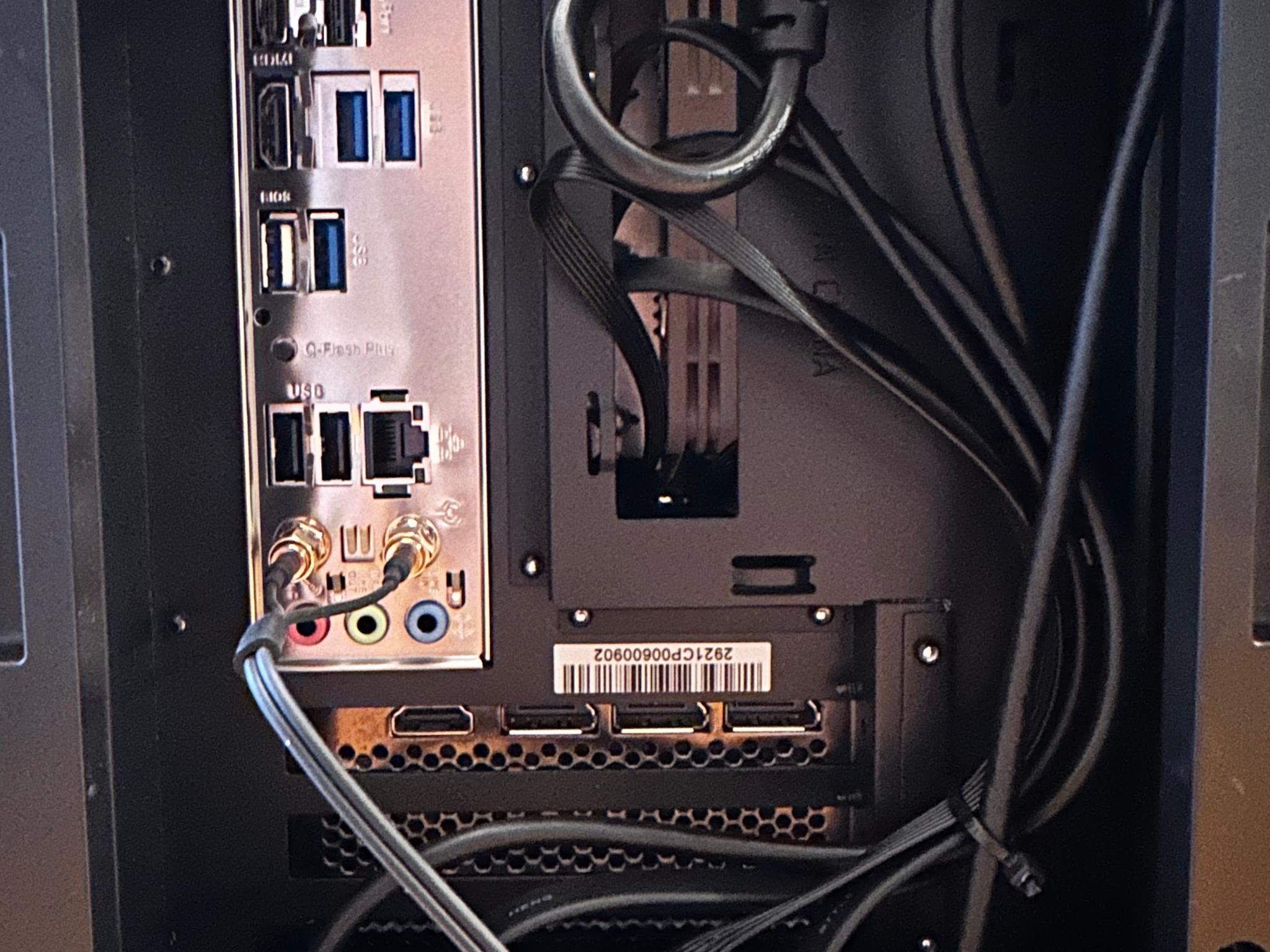 🖤🐝| RTX 3080, Ryzen 5700x, 32gb Ram, 1tb SSD Silent 🤫 ITX PC, WiFi Equipped! Christmas Special!