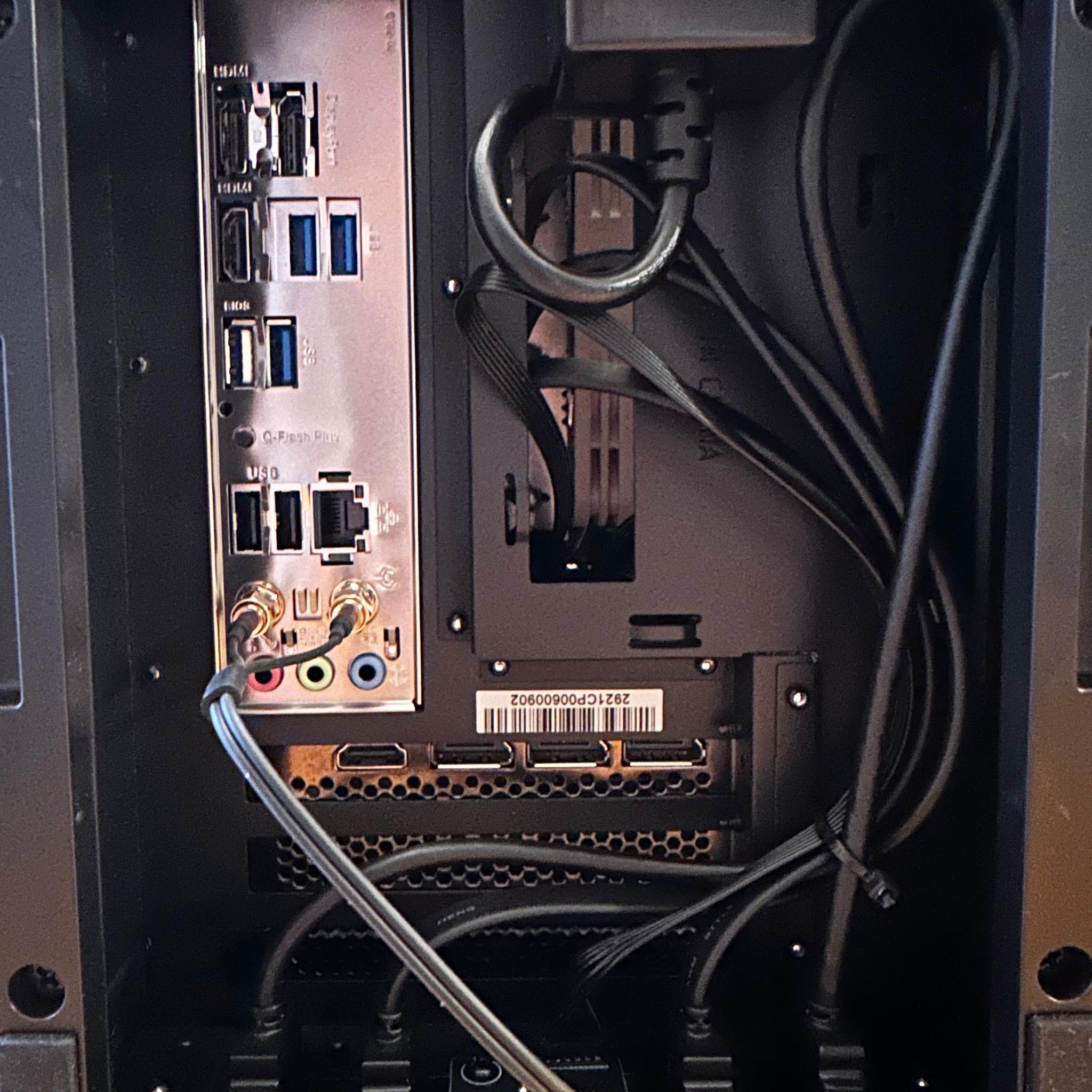 🖤🐝| RTX 3080, Ryzen 5700x, 32gb Ram, 1tb SSD Silent 🤫 ITX PC, WiFi Equipped! Christmas Special!