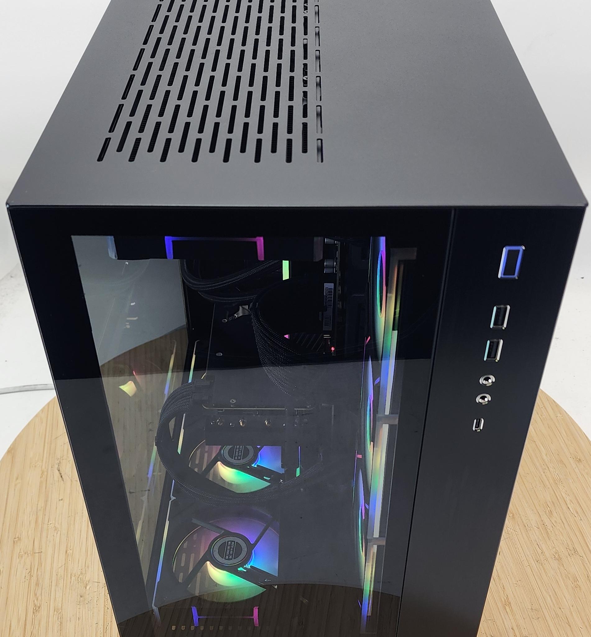Gaming PC Ryzen 7 9700X 32GB RAM 1TB SSD RX 7800 XT 16GB Windows 11 Computer