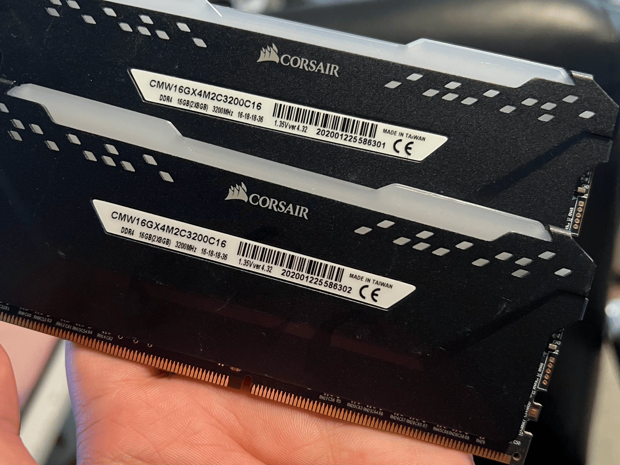Corsair Vengeance RGB Pro 16GB (2x8gb) 3200MHz CL16 