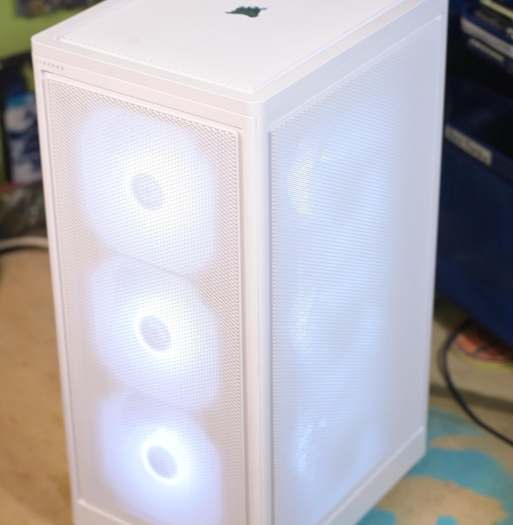 Compact White Gaming/Workstation PC (RTX 2070 Super/32GB RAM/1TB SSD+1TB HDD)