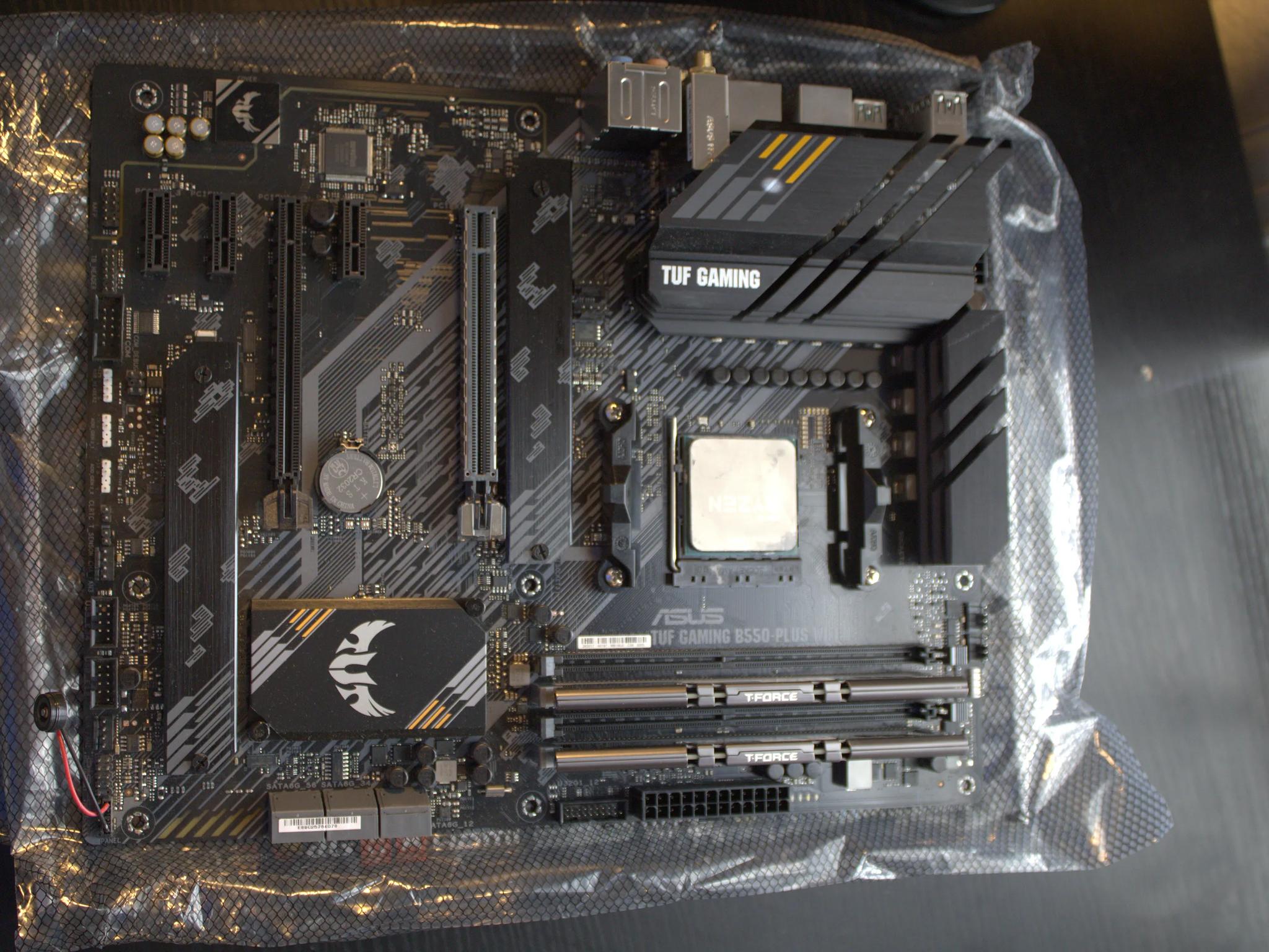 R5 5600x - b550 WIFI - 3200m/t 32gb - Basic Cooler Set
