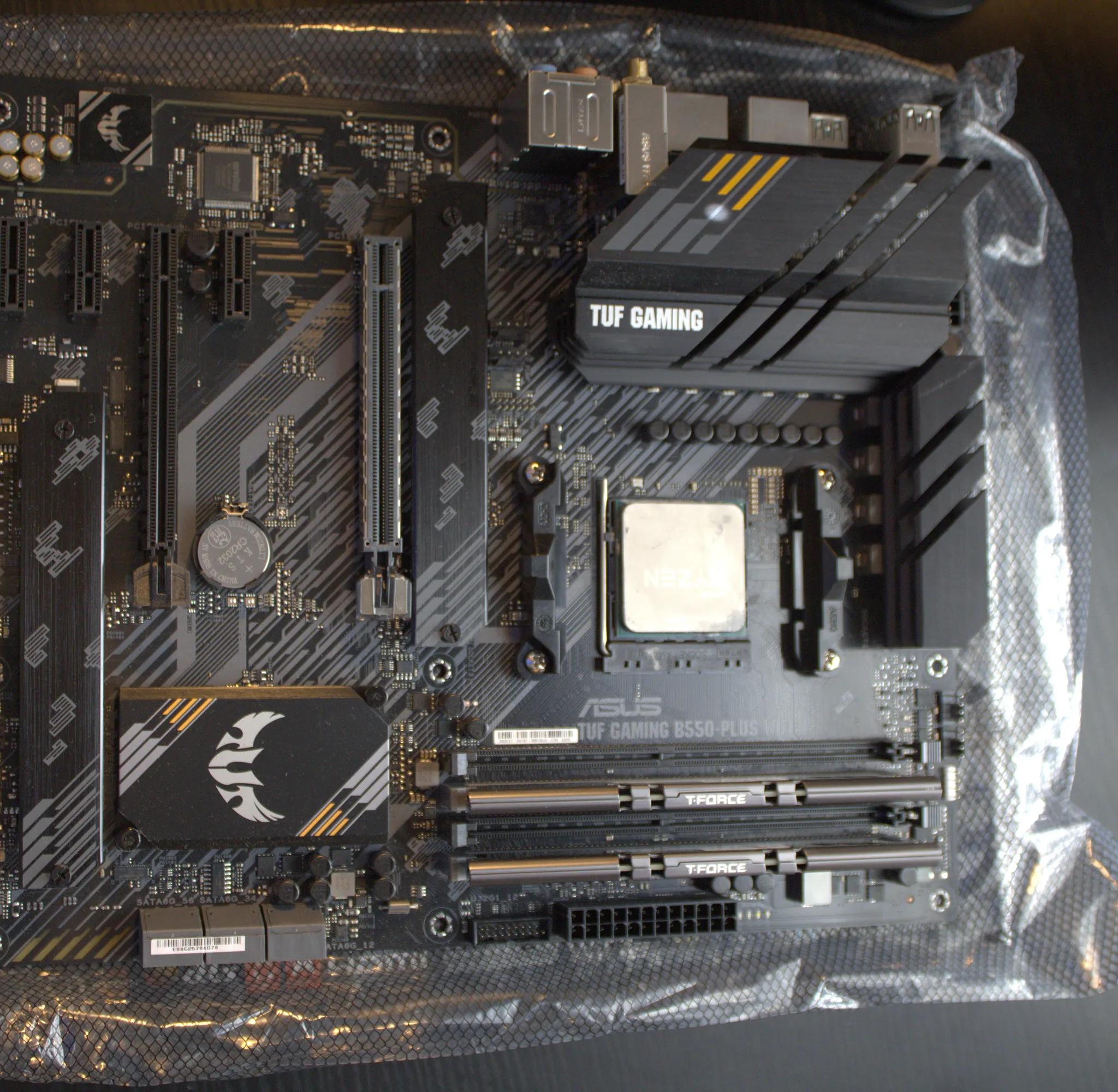 R5 5600x - b550 WIFI - 3200m/t 32gb - Basic Cooler Set