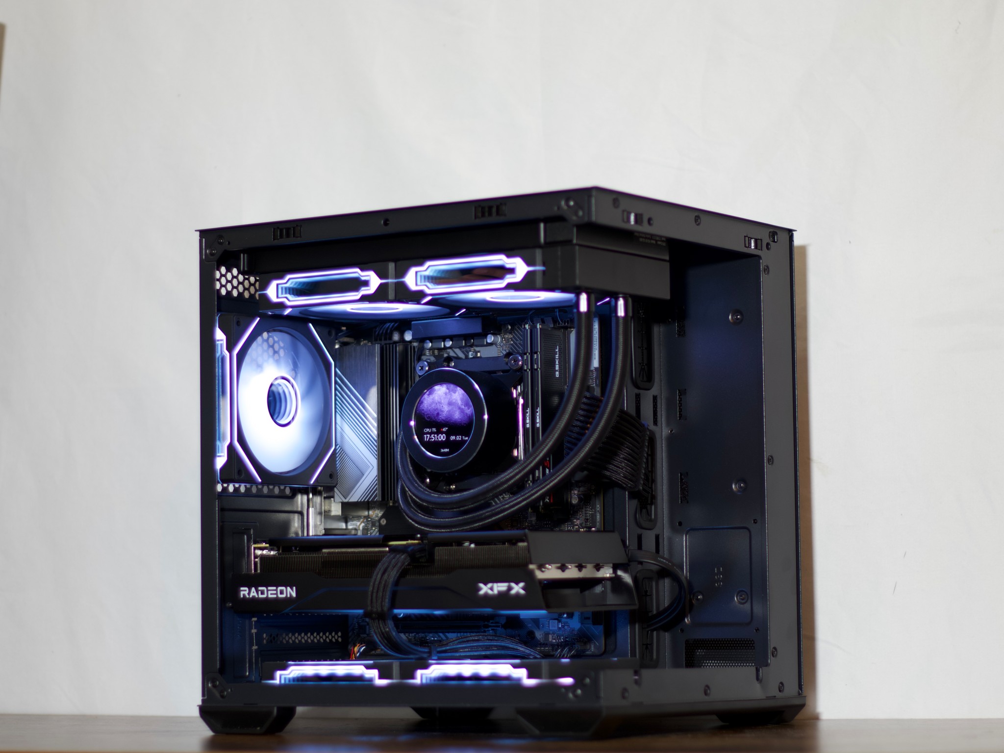 Gaming PC | RYZEN 5 7600 | 9060XT 16GB | 32GB RAM | 1TB NVME SSD