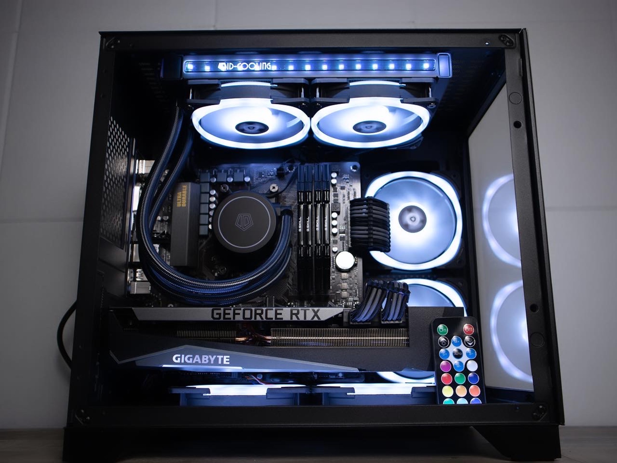 RTX 3070Ti | Ryzen 7 5700X | 32GB RAM | 1TB NVME