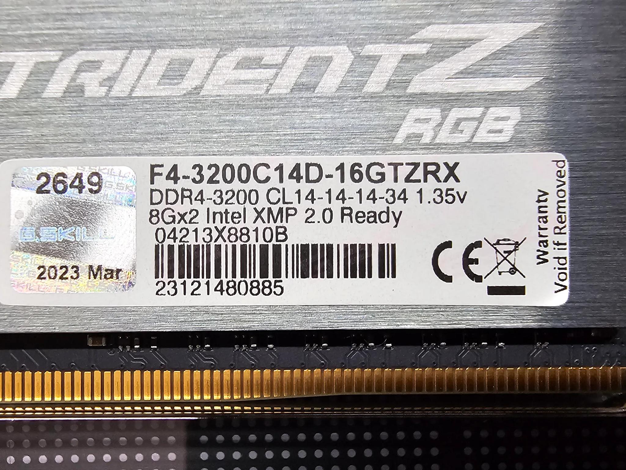 G.Skill Trident Z RGB 16GB (2x8GB) DDR4 3200 CL14 - F4-3200C14D-16GTZRX