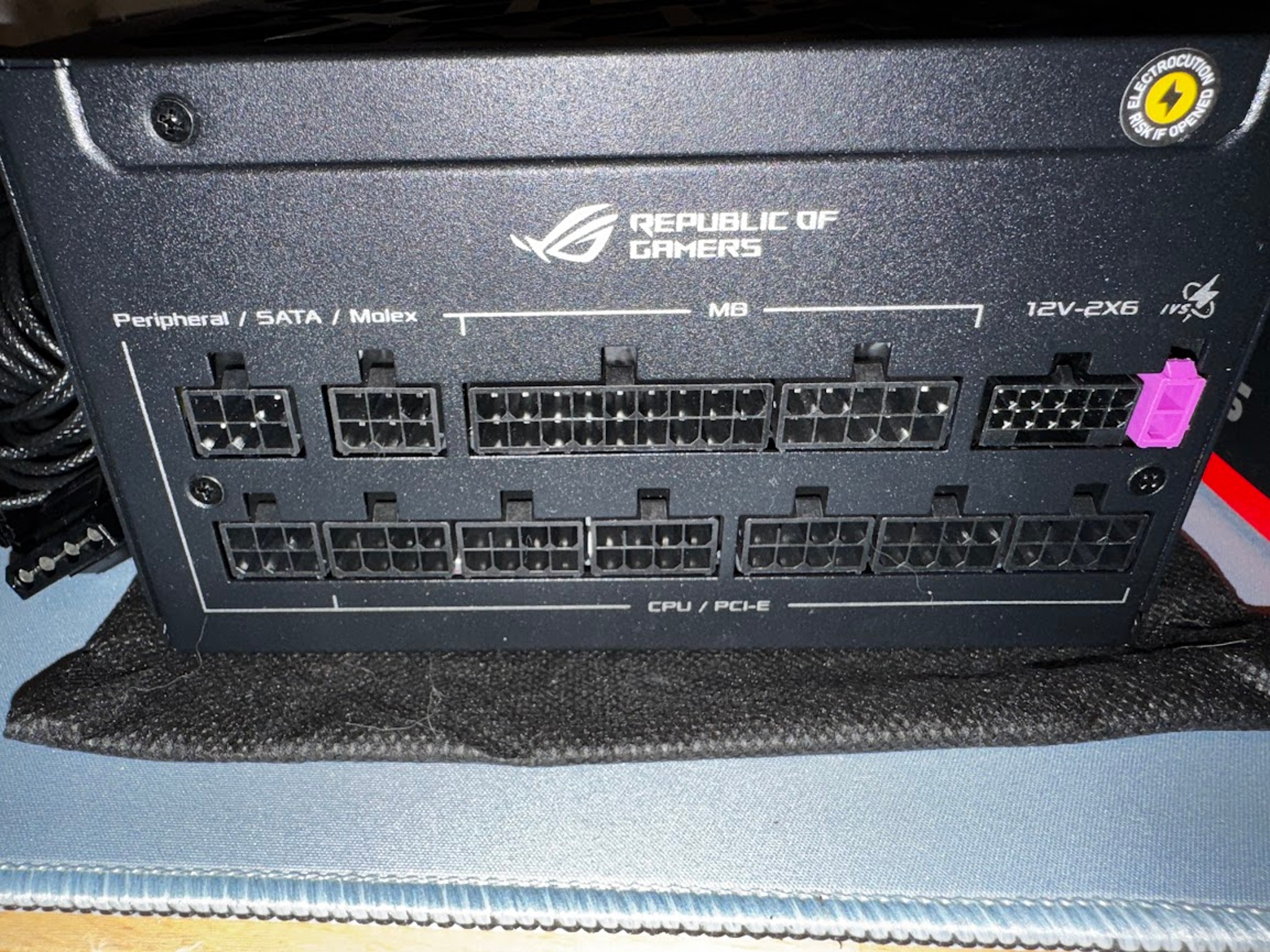 Title: ASUS ROG Strix 1000W Platinum (ROG-STRIX-1000P-GAMING) - Like New Demo Unit