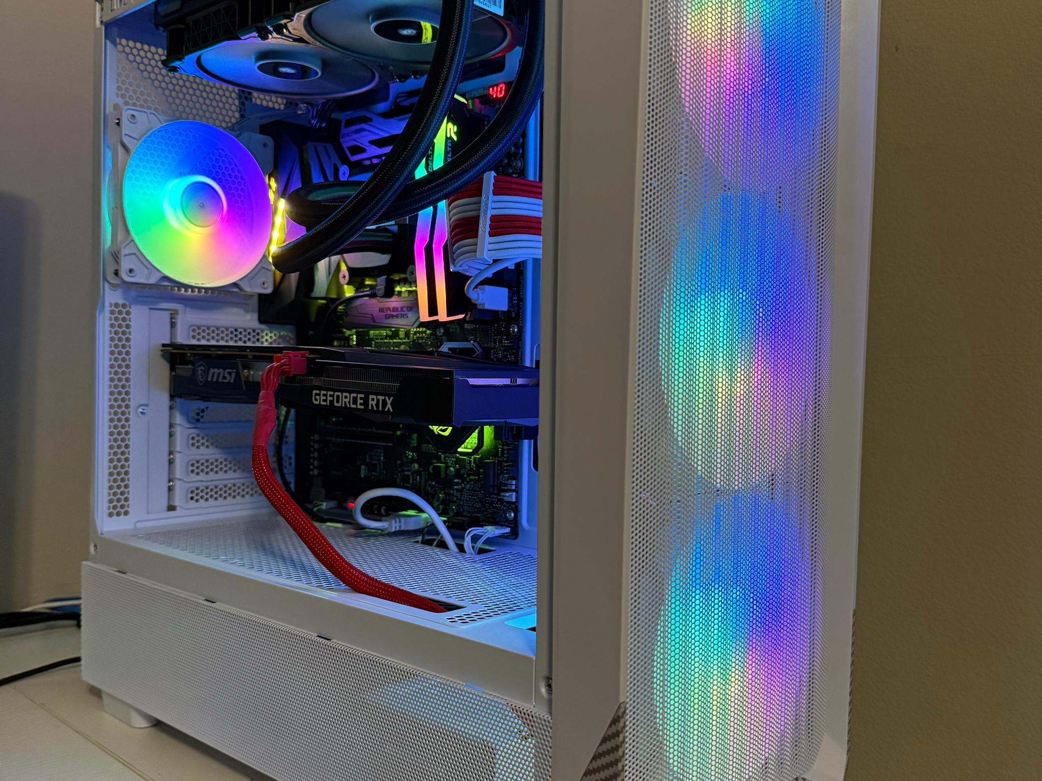 I7 8700k / RTX 3060 Ti / 16gb RAM/ 1tb SSD 2tb HDD