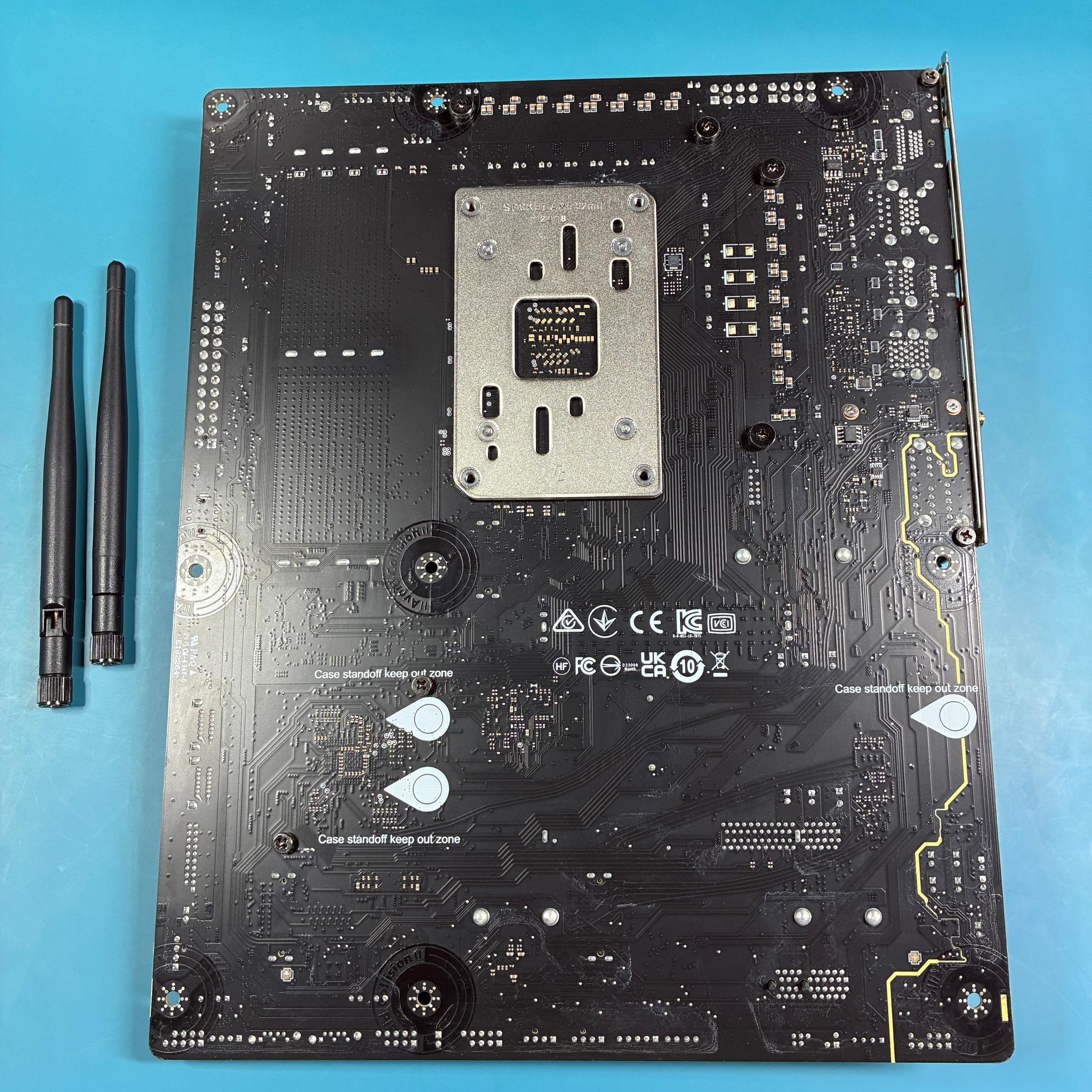 MSI MAG B650 Tomahawk WiFi (Motherboard)