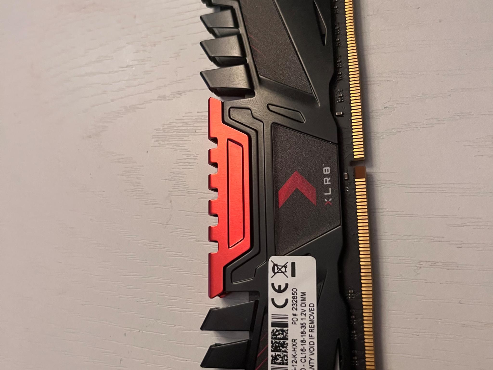 16GB PNY 2666 MHZ RAM (2x8gb dual channel)