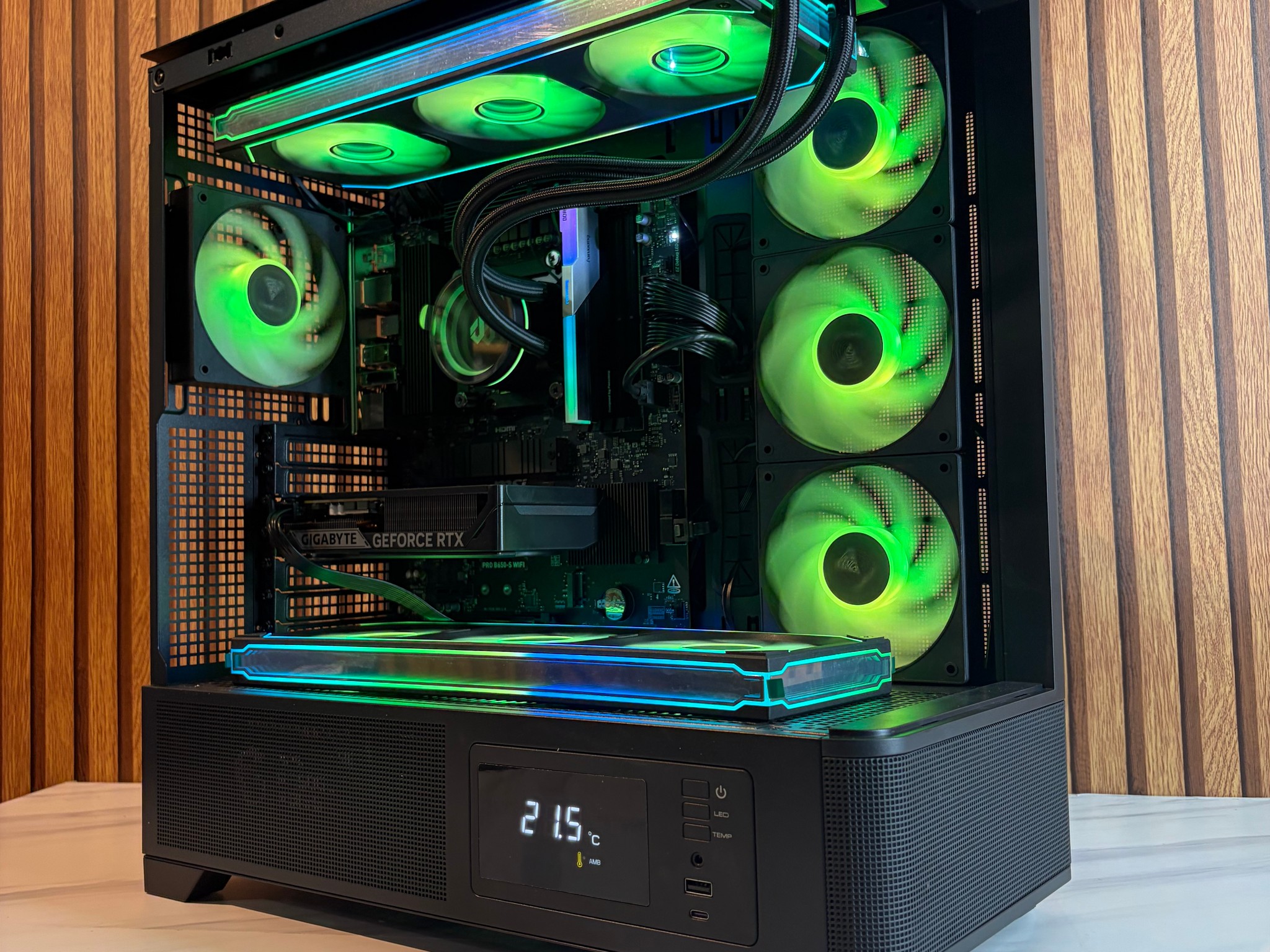 RTX 5060 | RYZEN 5 9600X | 24GB DDR5 | 1TB SSD| 360MM AIO | 750W